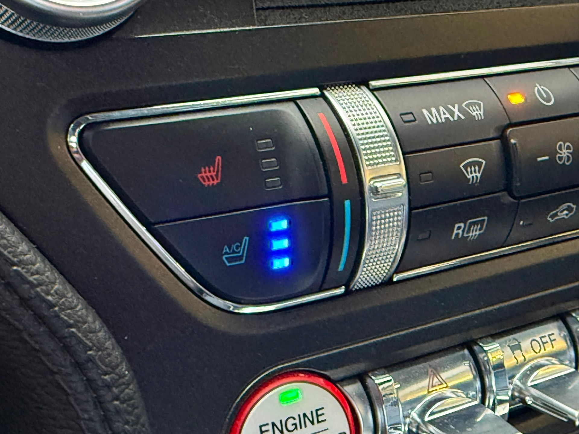 FORD Mustang Convertible 5.0 V8 GT Automat-image-16