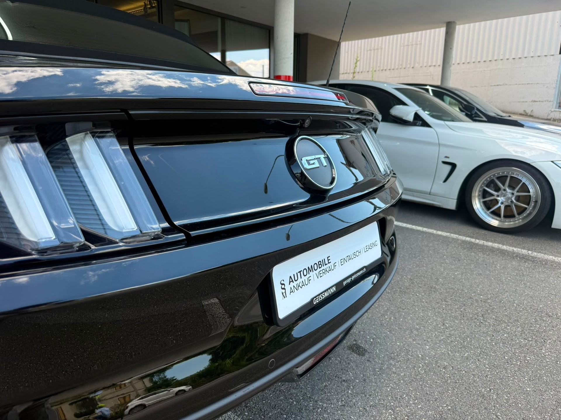 FORD Mustang Convertible 5.0 V8 GT Automat-image-8