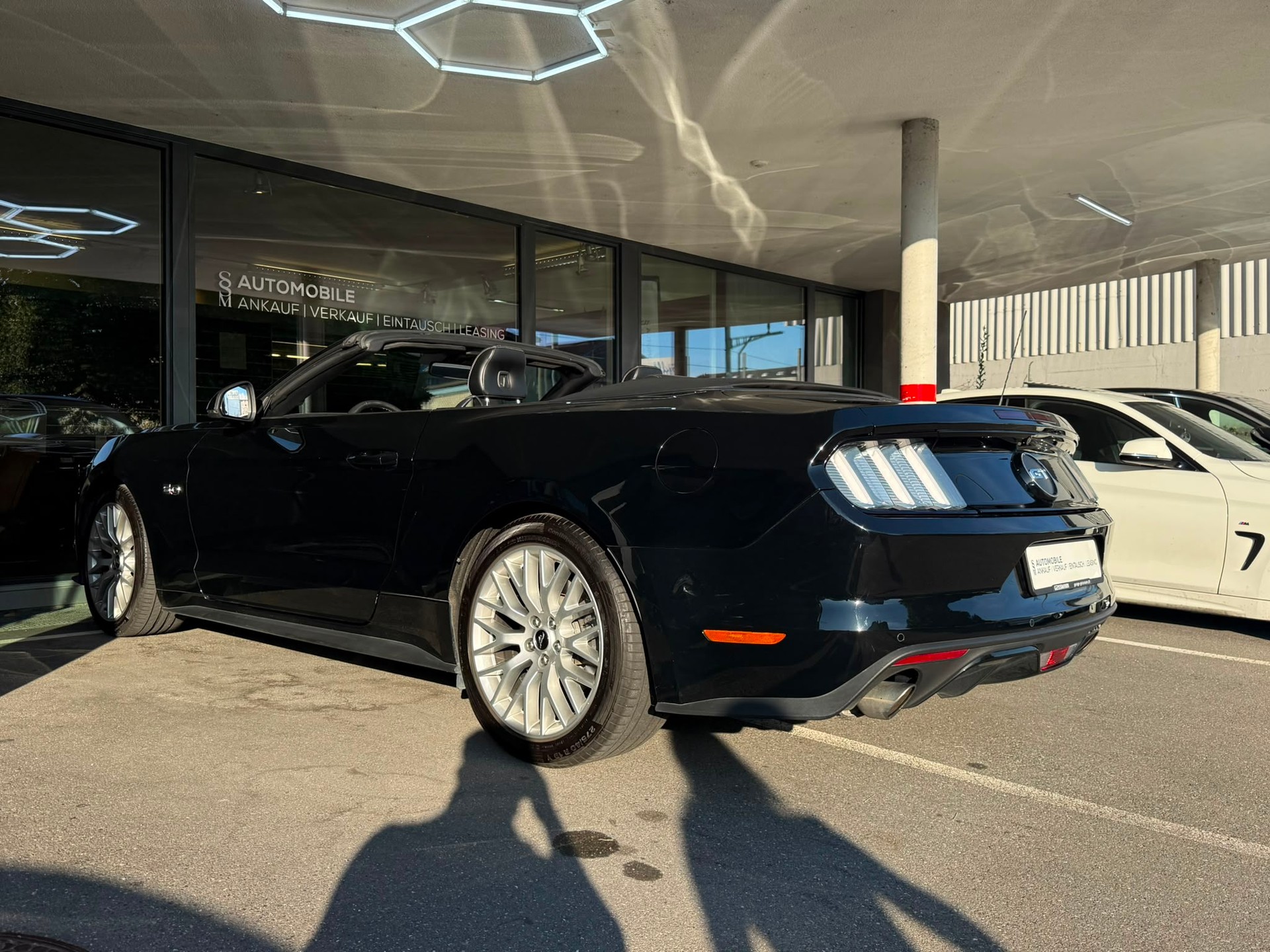FORD Mustang Convertible 5.0 V8 GT Automat-image-8