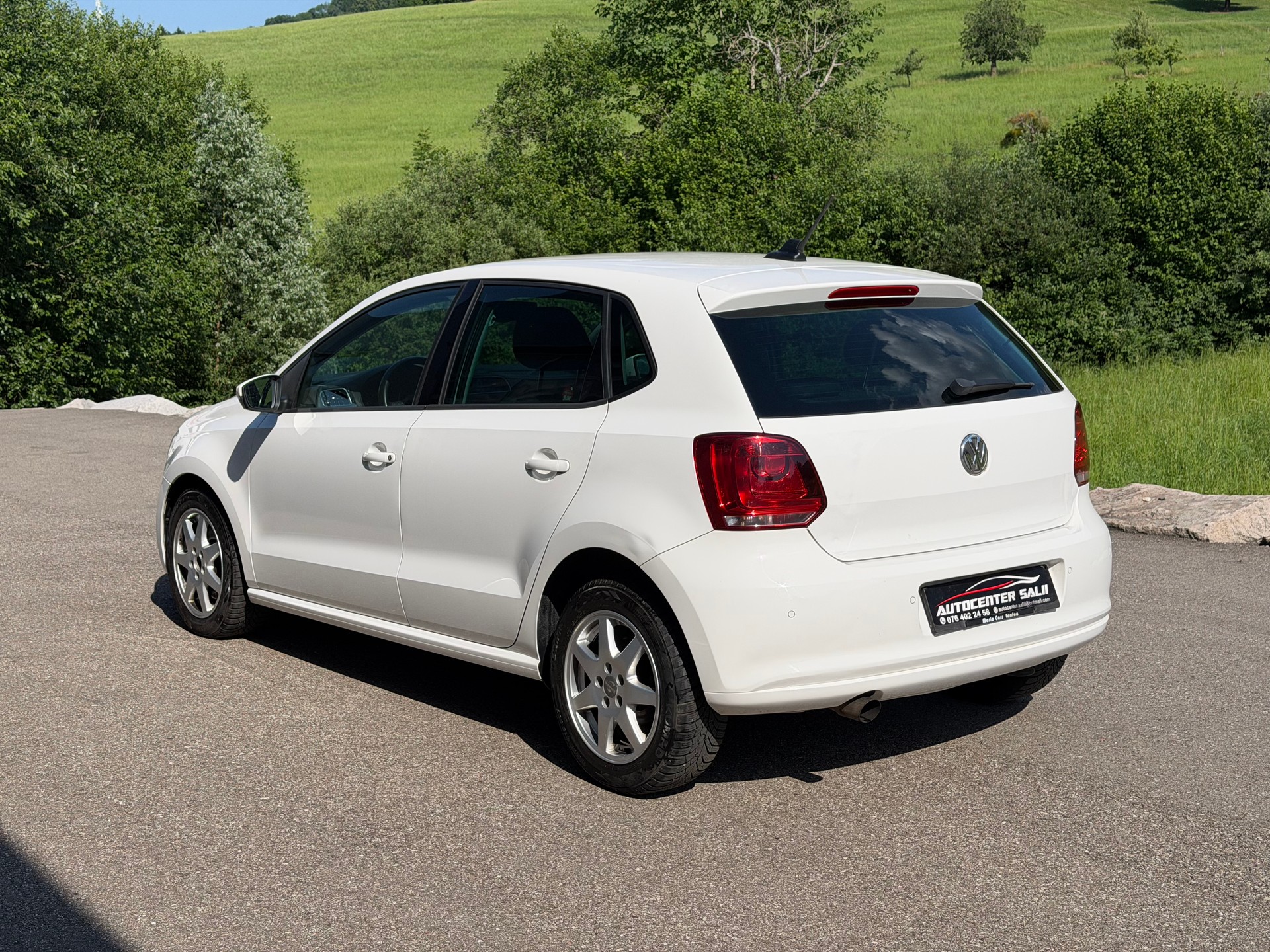VW Polo 1.6 TDI Highline-image-4