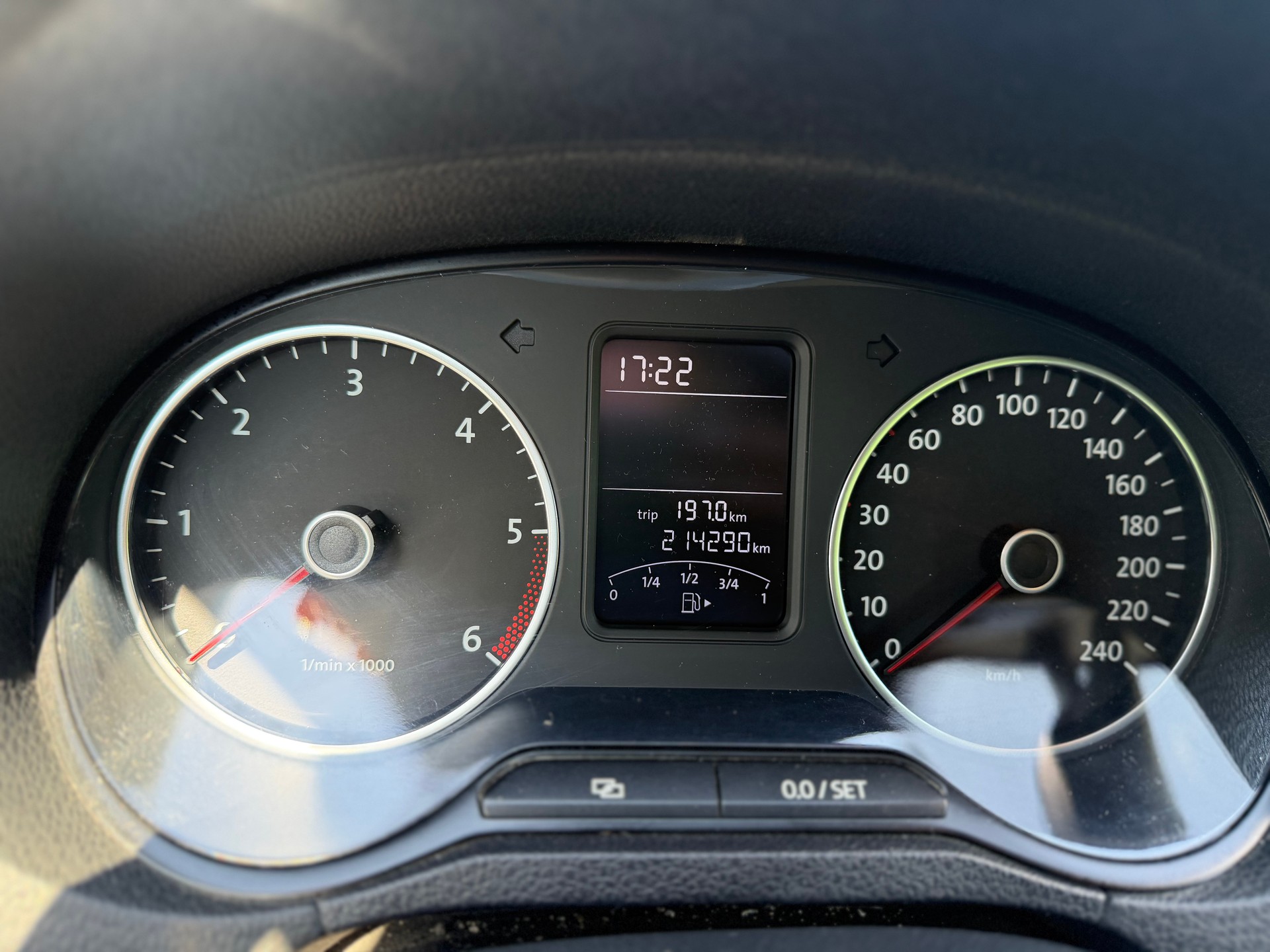 VW Polo 1.6 TDI Highline-image-8