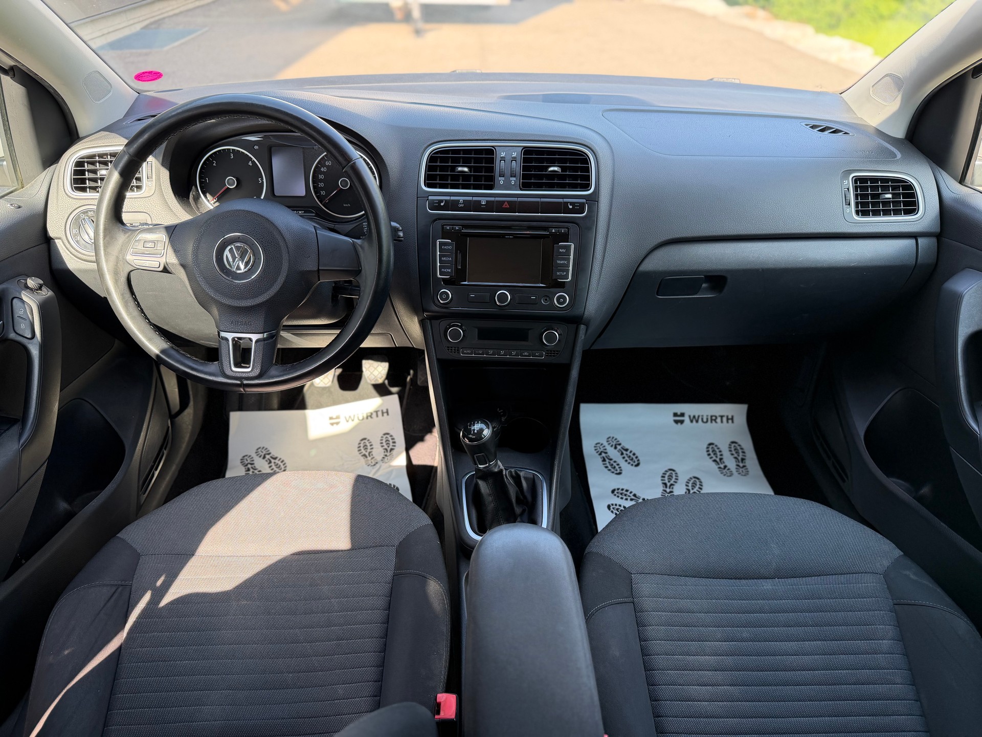 VW Polo 1.6 TDI Highline-image-5