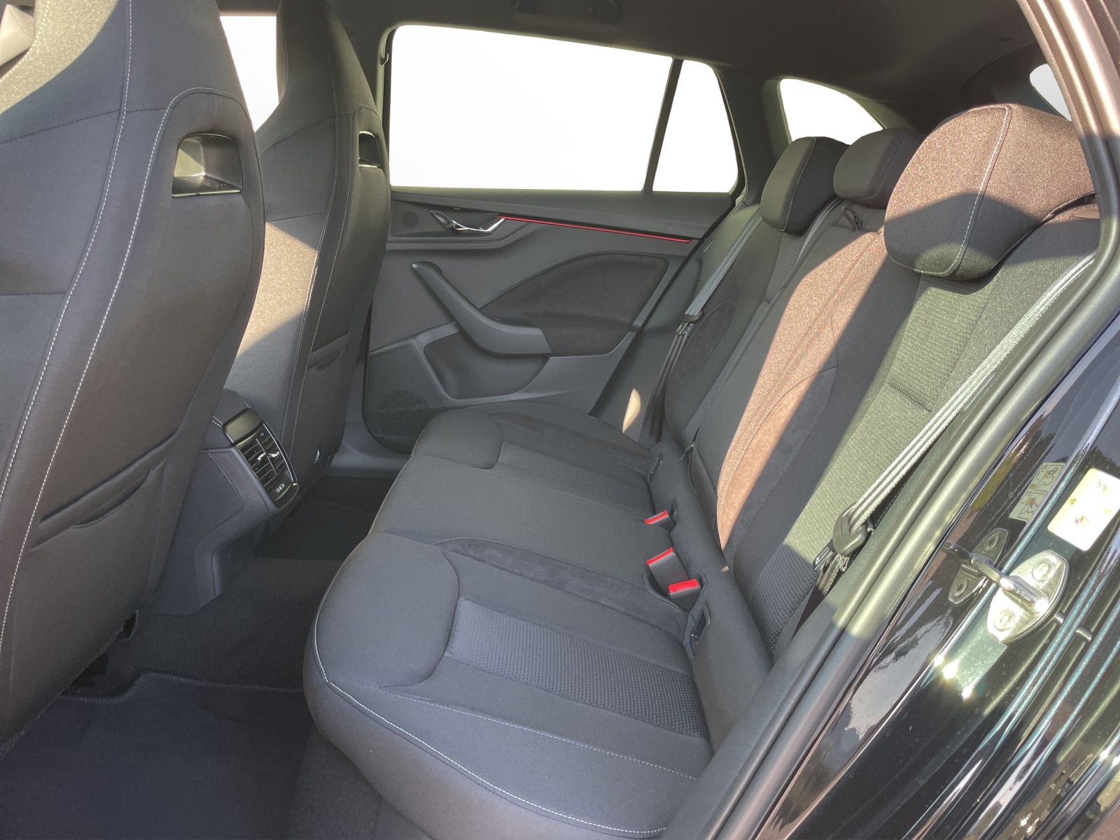 SKODA Scala 1.0 TSI Dynamic DSG-image-13