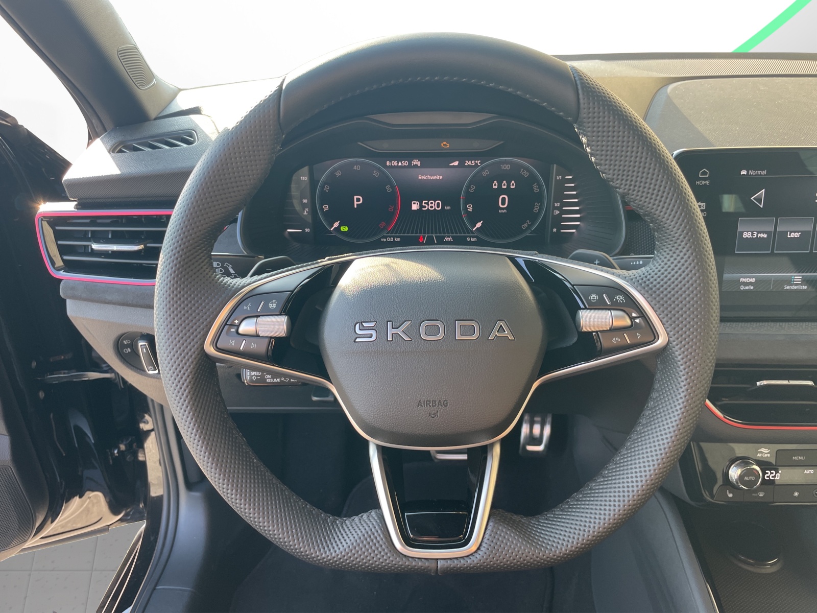 SKODA Scala 1.0 TSI Dynamic DSG-image-7