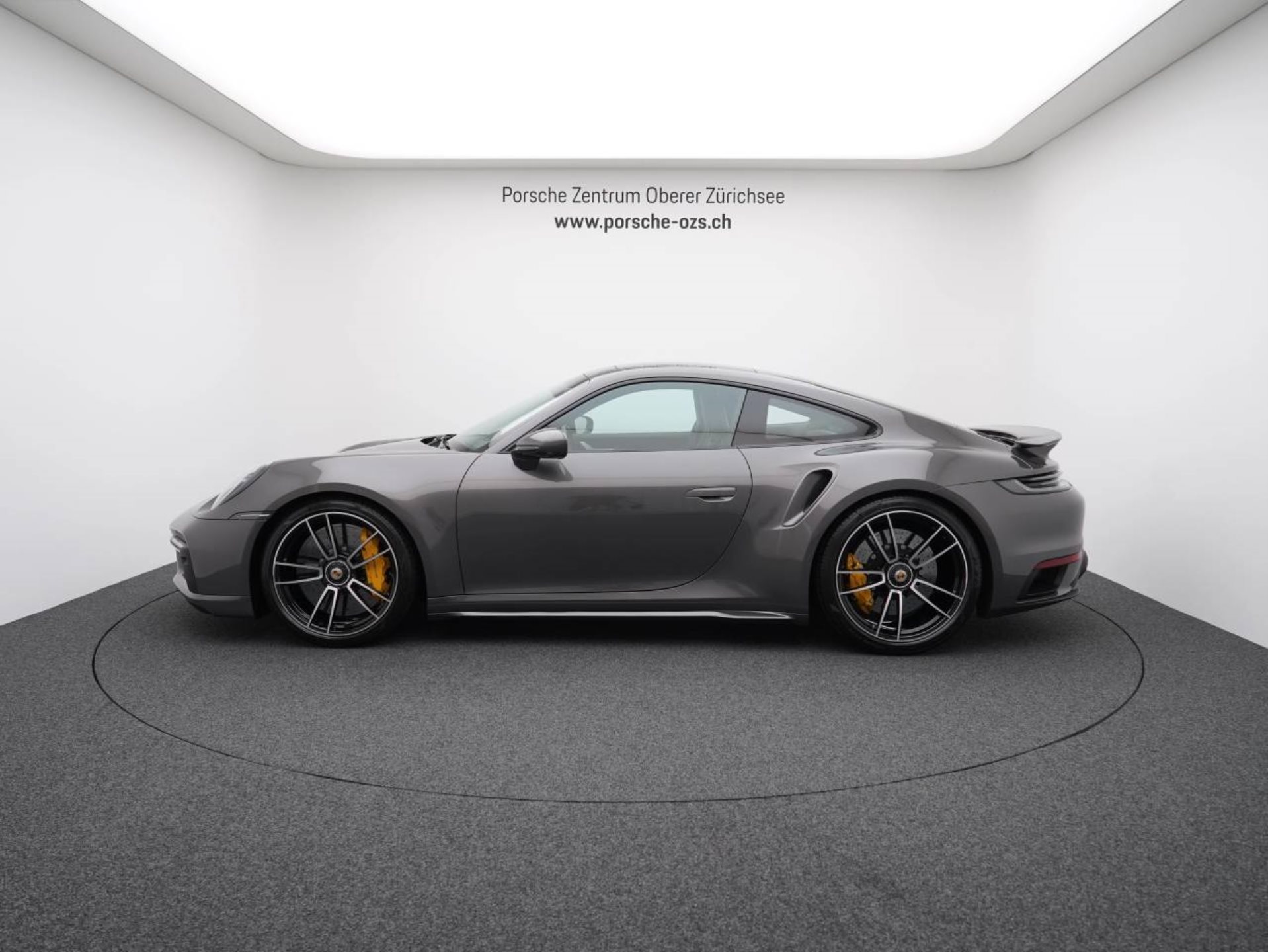 PORSCHE 911 Turbo S-image-1