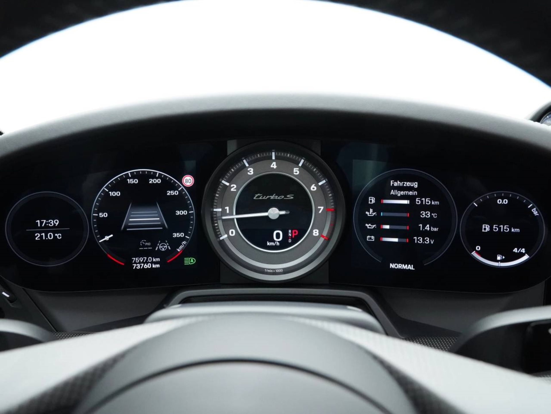 PORSCHE 911 Turbo S-image-16