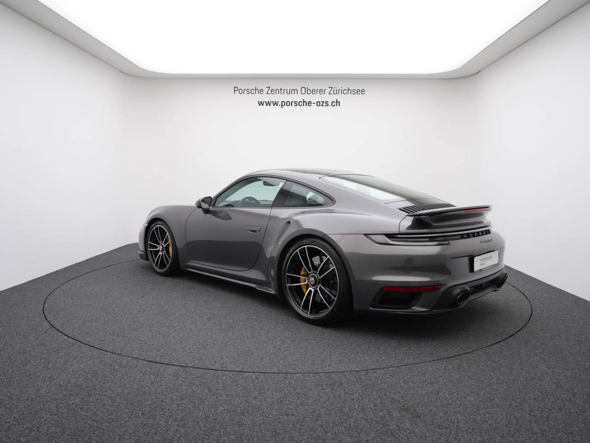 PORSCHE 911 Turbo S-image-2
