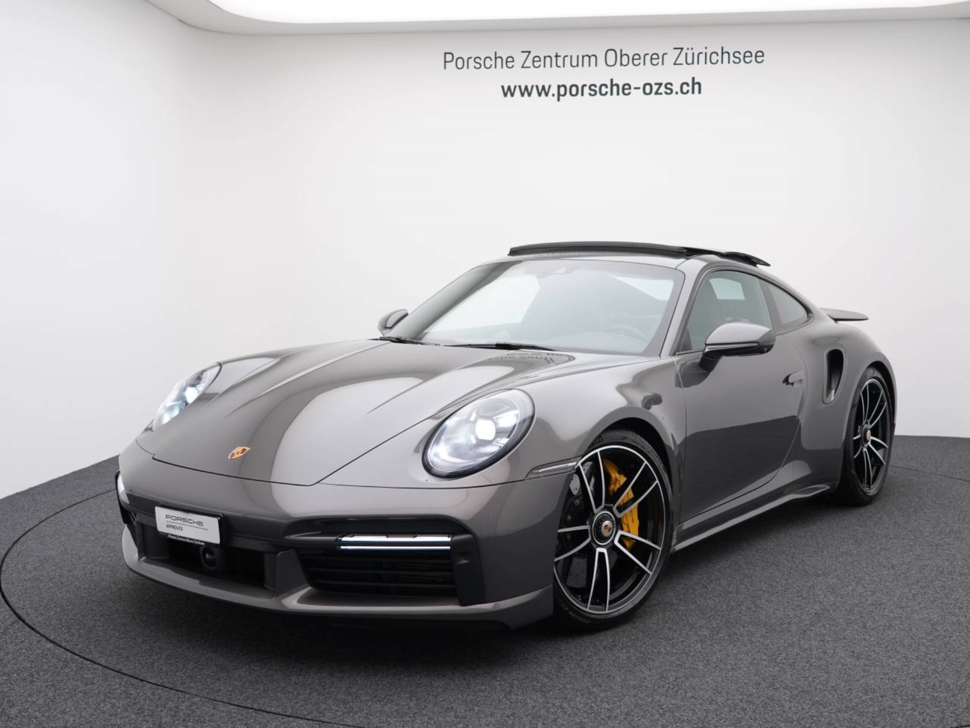 PORSCHE 911 Turbo S-image-0