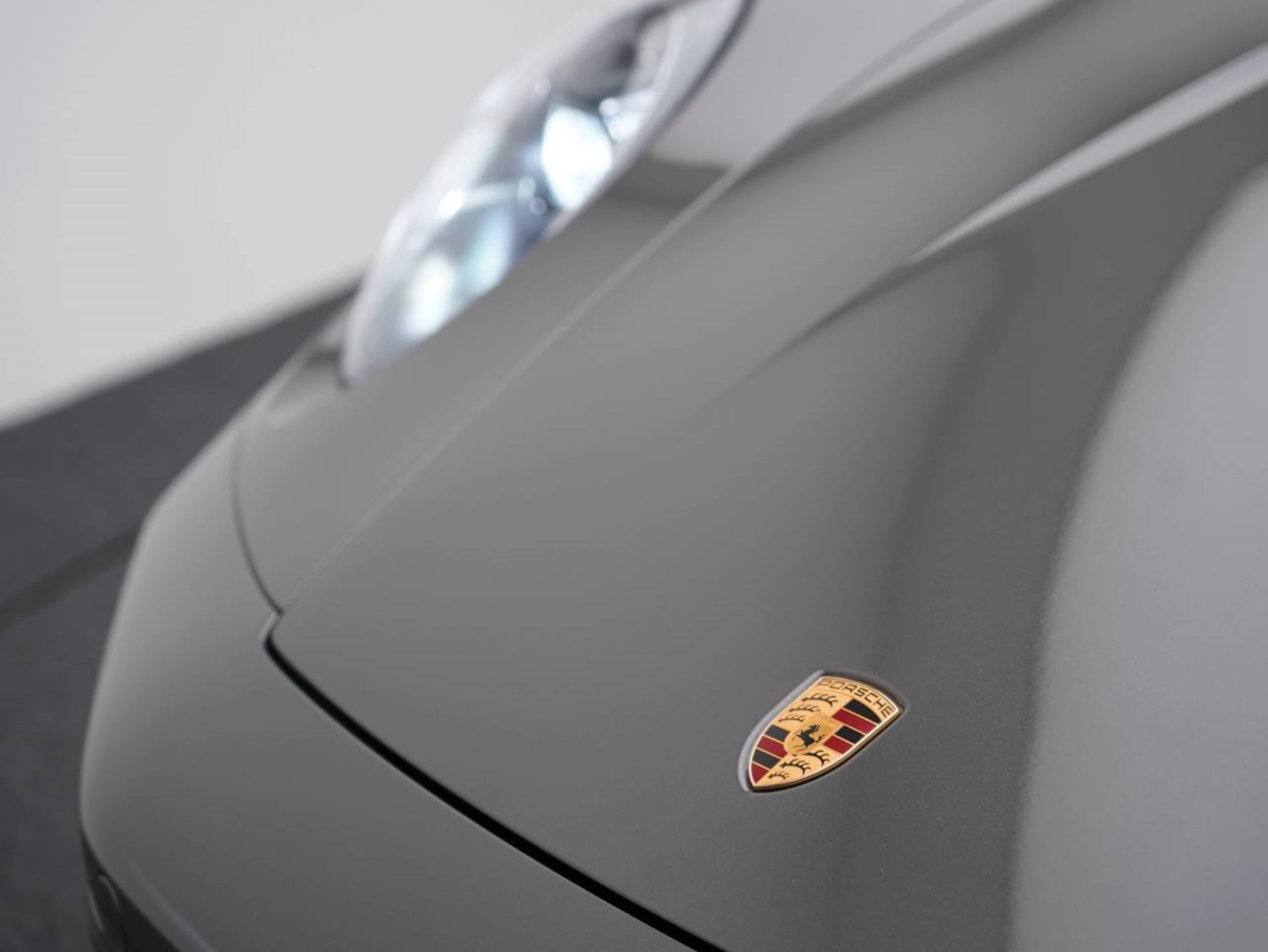 PORSCHE 911 Turbo S-image-11