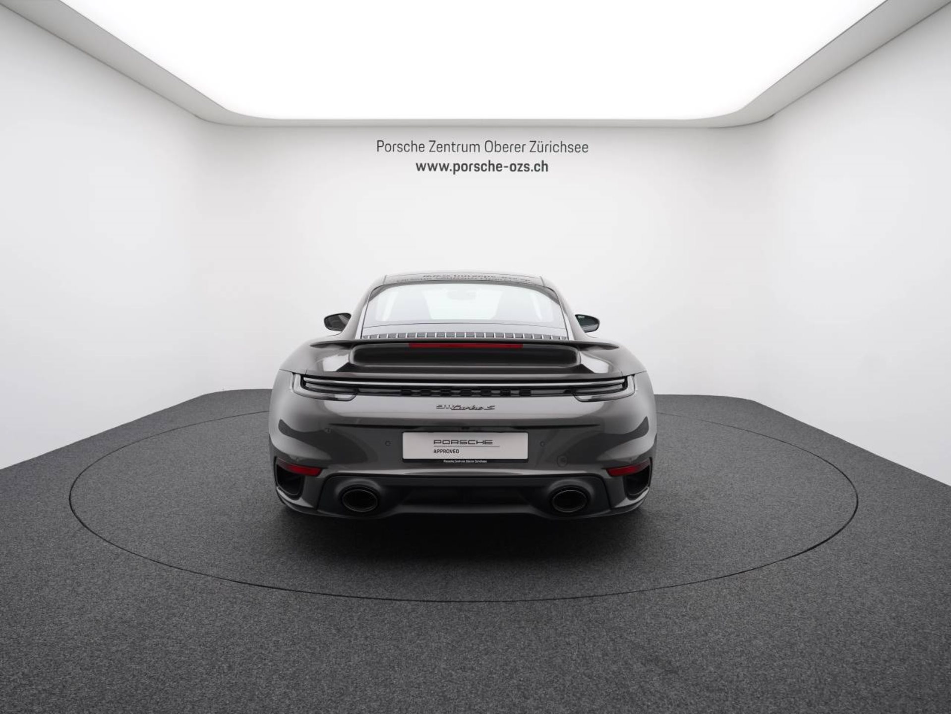 PORSCHE 911 Turbo S-image-5