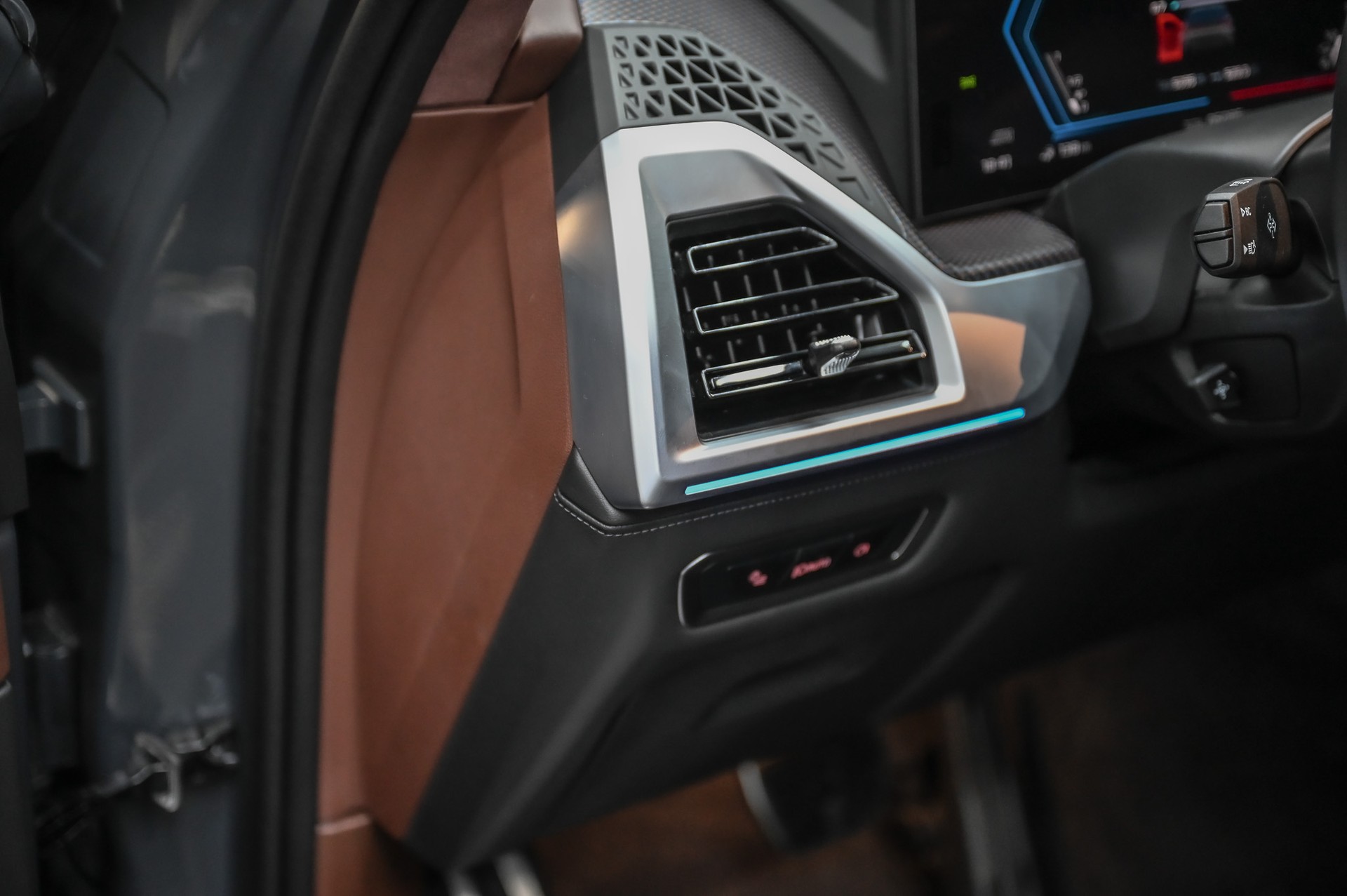 BMW XM xDrive PHEV Label-image-41