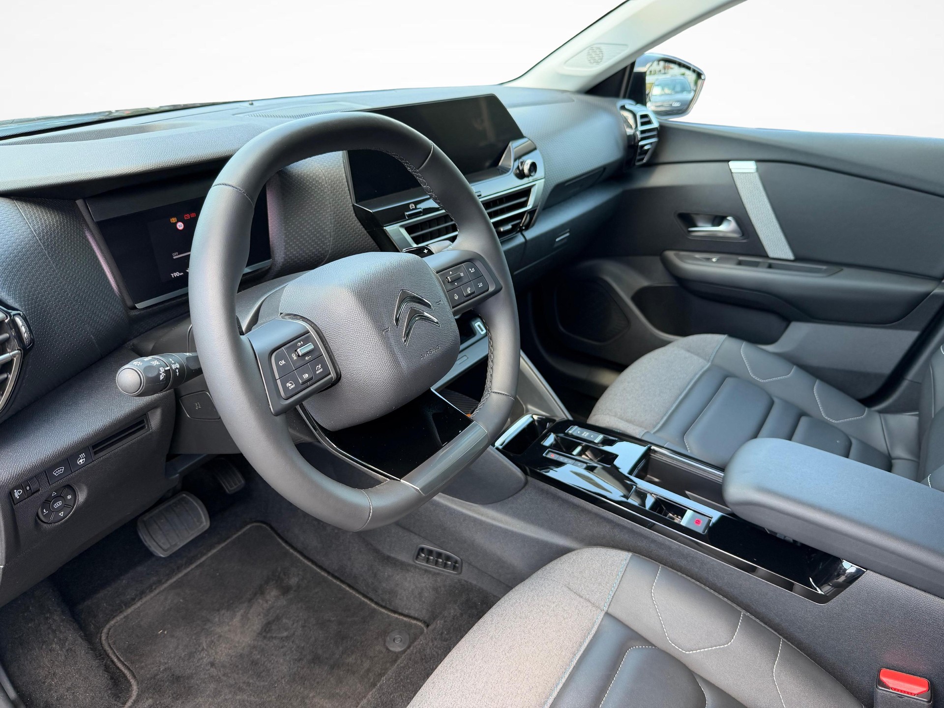 CITROEN C4 1.2 Hybrid Max-image-3