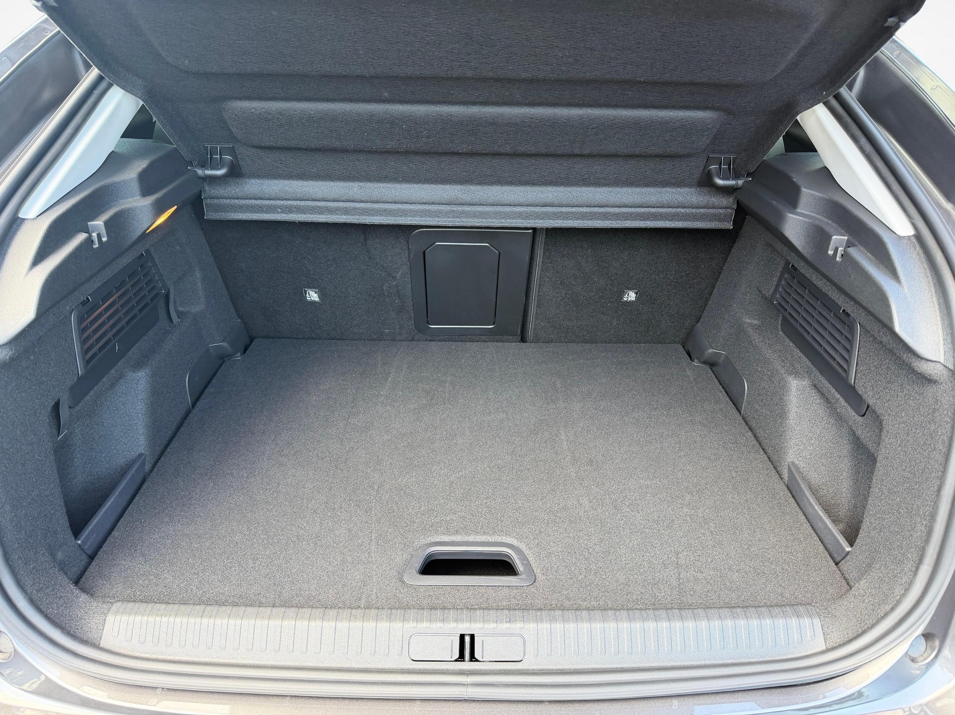 CITROEN C4 1.2 Hybrid Max-image-10