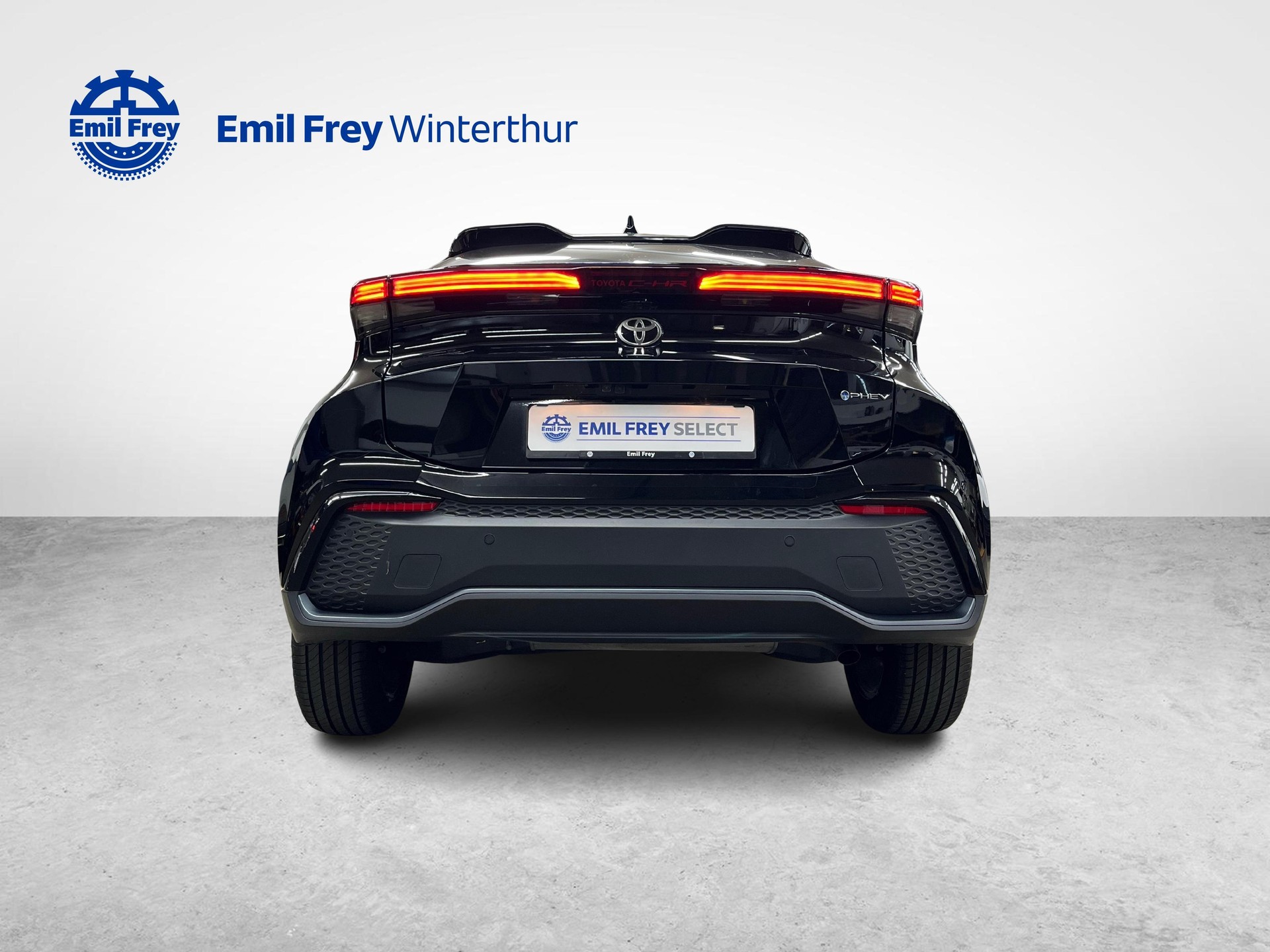 TOYOTA C-HR 2.0 PHEV Style Premiere-showroom-element-3