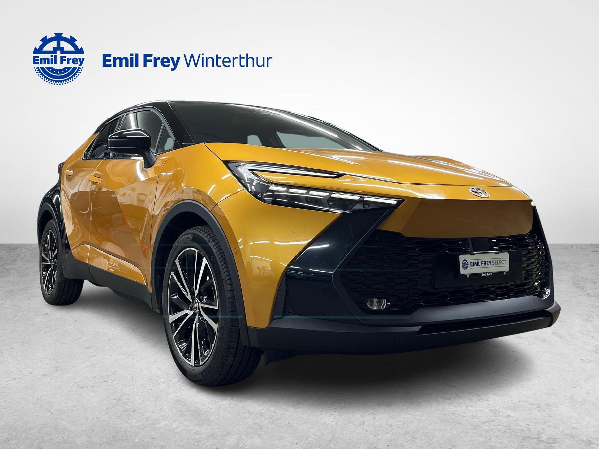 TOYOTA C-HR 2.0 PHEV Style Premiere-image-6