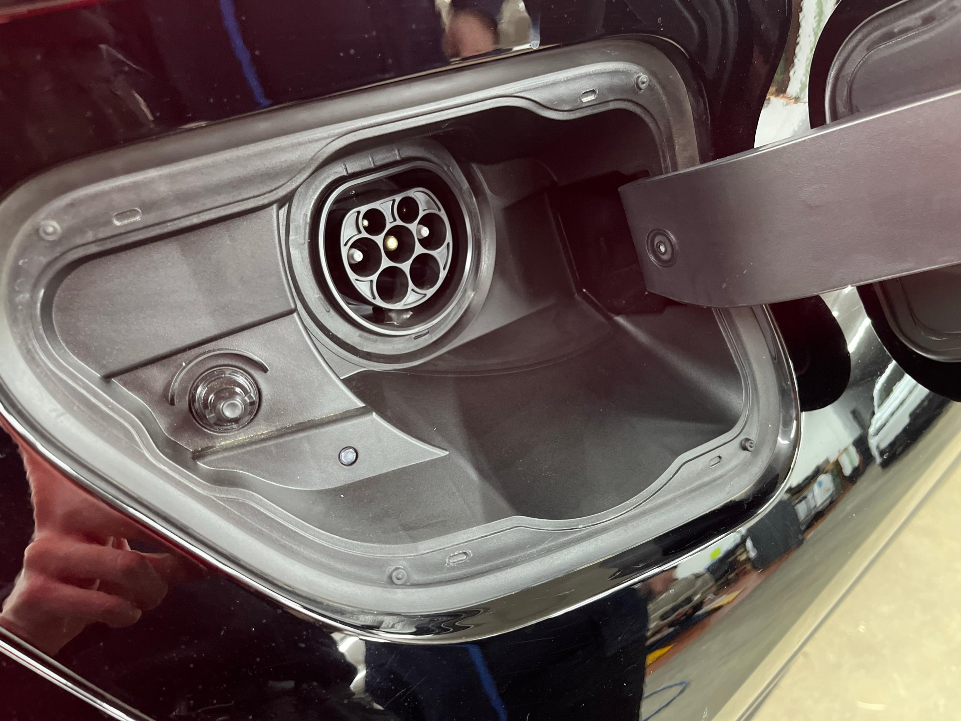 TOYOTA C-HR 2.0 PHEV Style Premiere-image-13