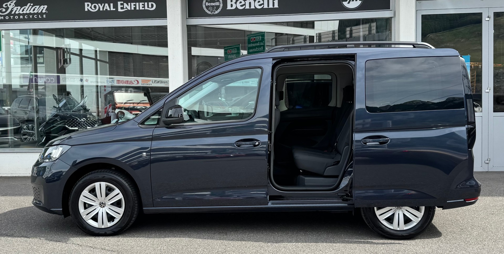 VW Caddy 2.0 TDI 4Motion-image-3