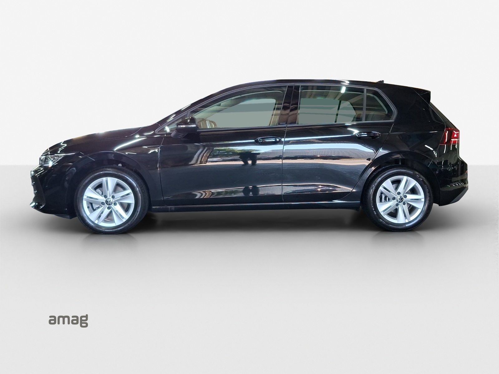 VW Golf 1.5 e TSI mHEV Life DSG-image-1