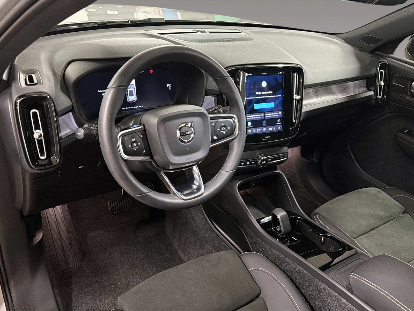 VOLVO XC40 P8 Twin Ultimate AWD-image-7