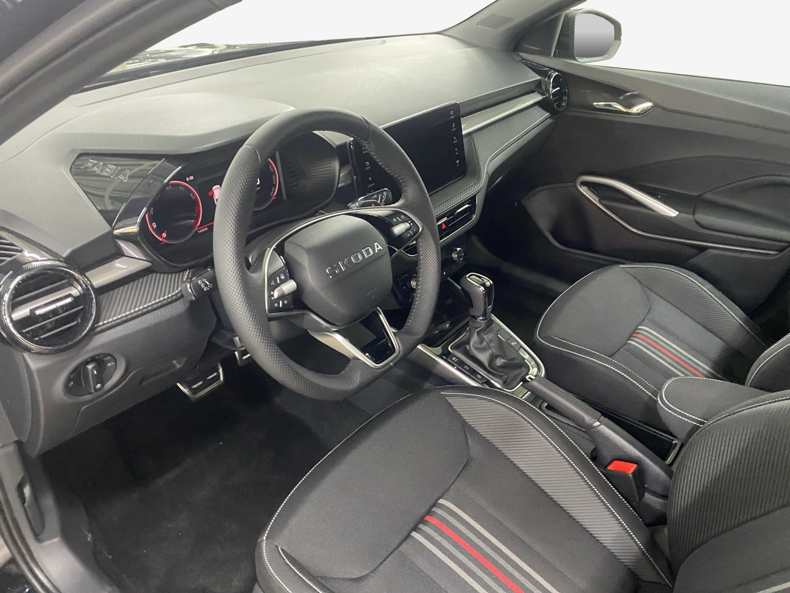 SKODA Fabia 1.5 TSI 130 DSG-image-14
