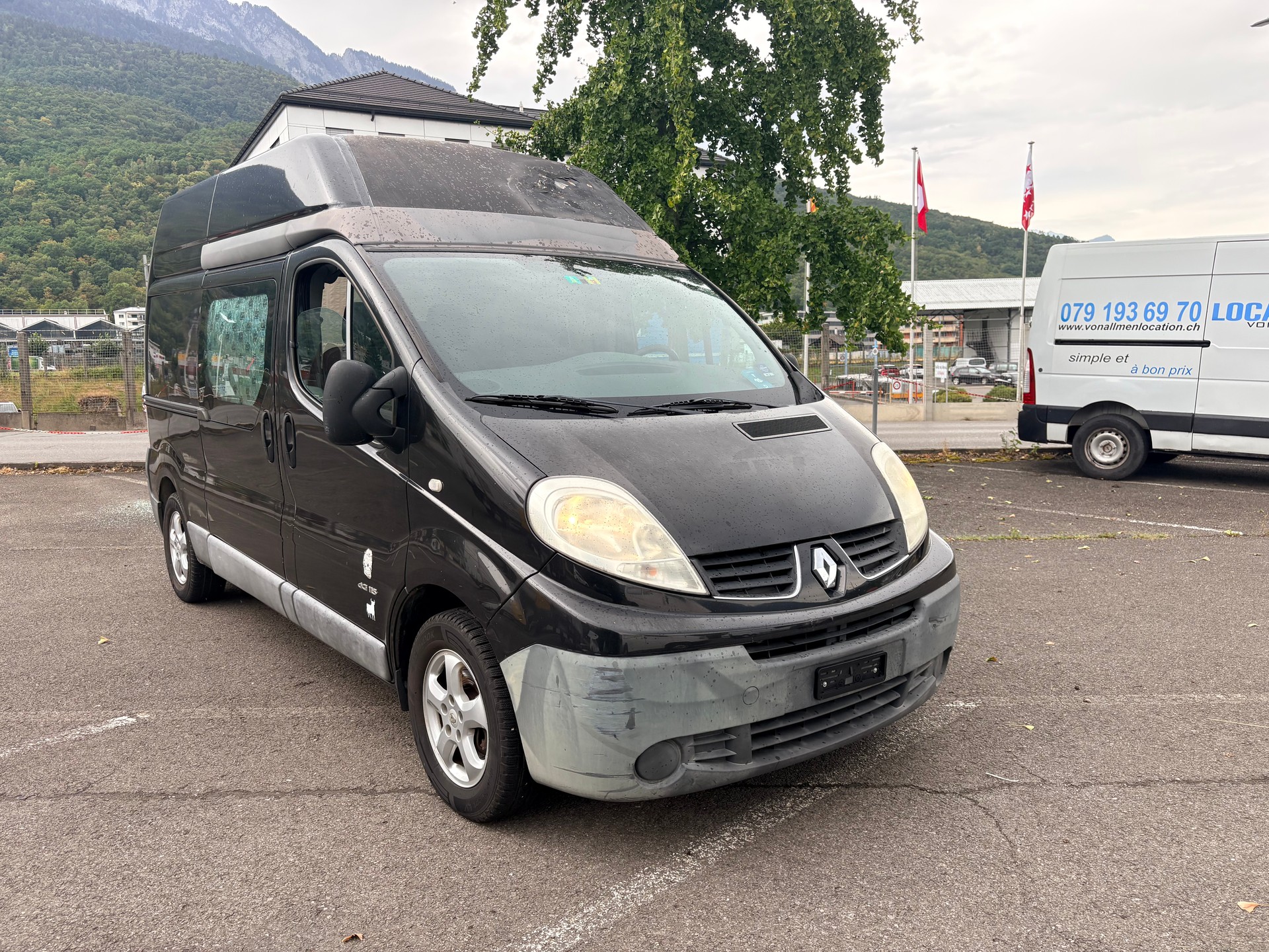 RENAULT Trafic 2.0 dCi 115 2.9t L2H2-image-0