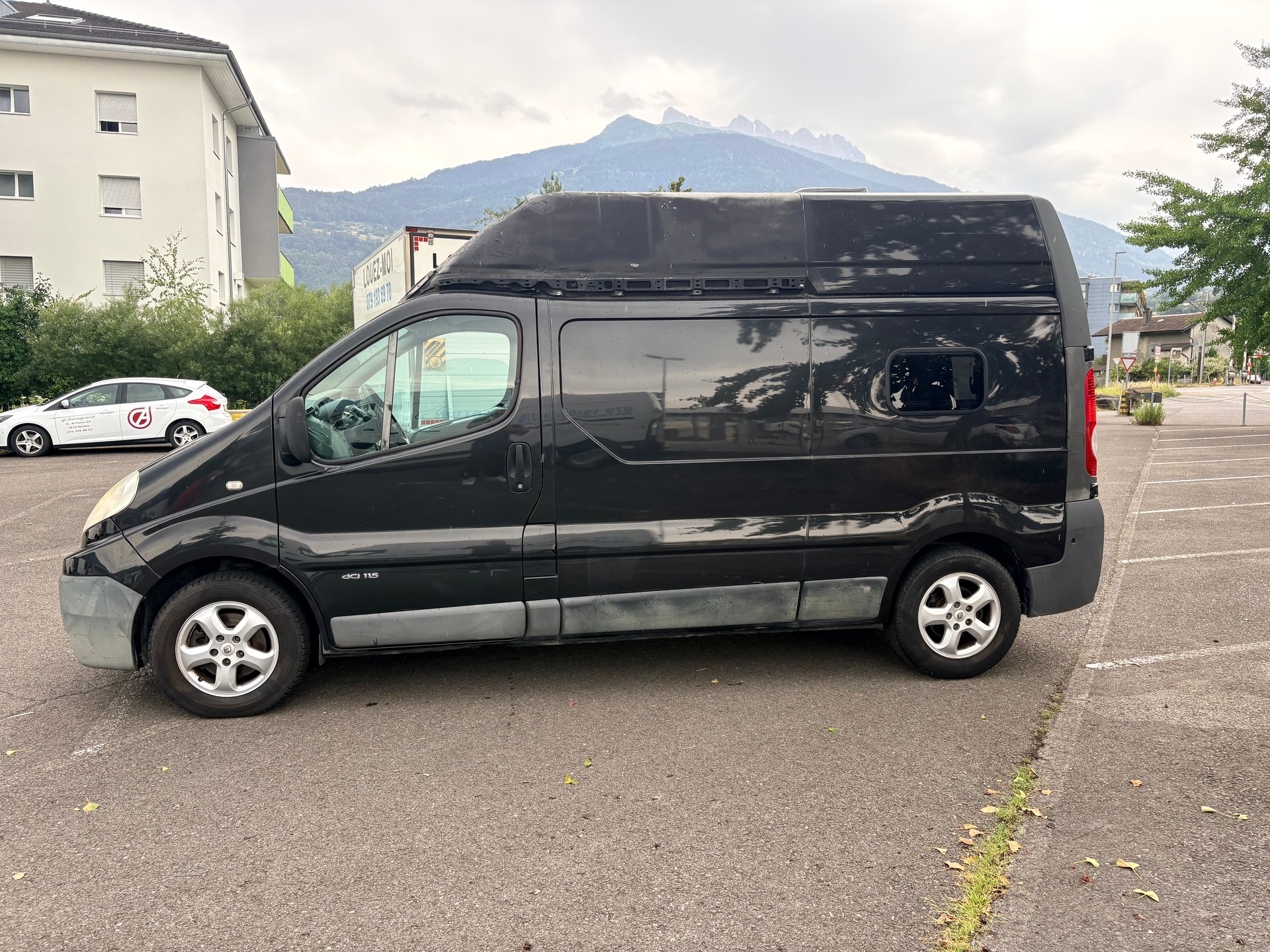 RENAULT Trafic 2.0 dCi 115 2.9t L2H2-image-4