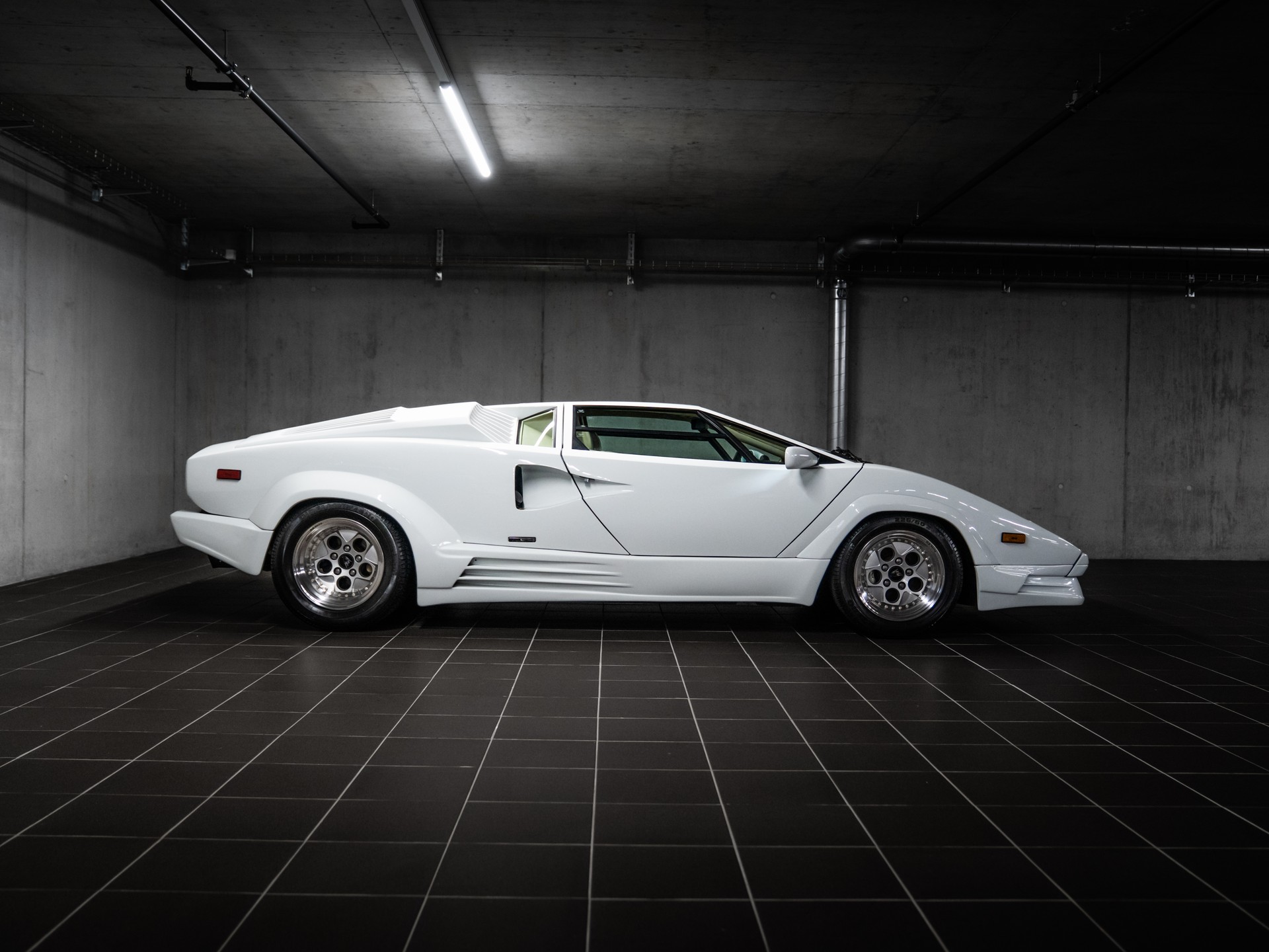 LAMBORGHINI 25 annversary-image-6