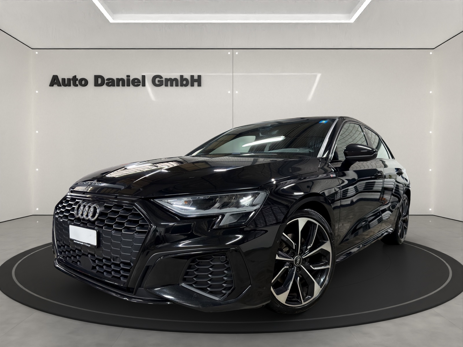 AUDI A3 Sportback 35 TFSI S line Attraction S-tronic-image-0