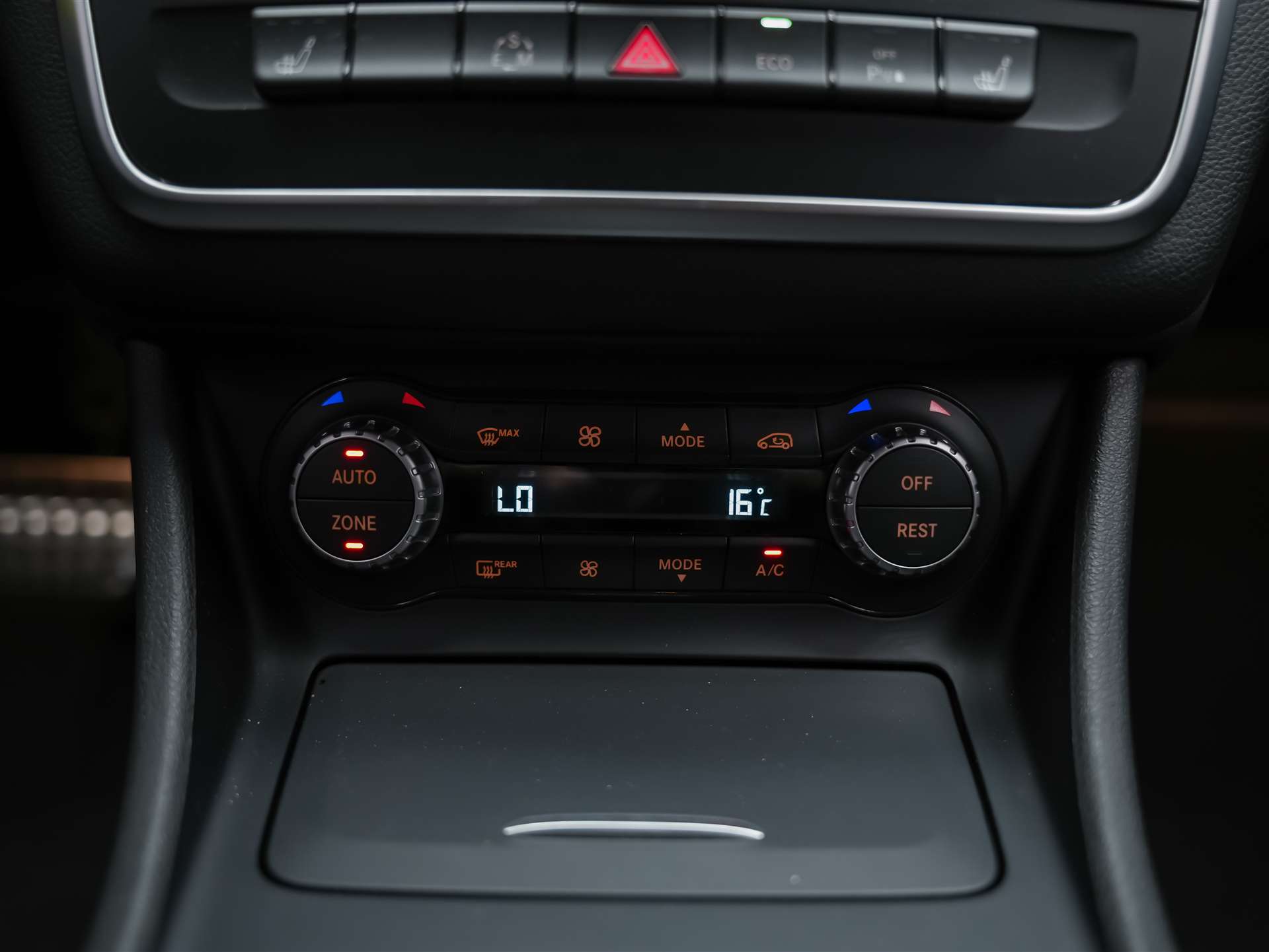 MERCEDES-BENZ CLA 250 Sport 7G-DCT 4Matic *CH Auto*Sitzheizung*Rückfahrkamera*-image-20