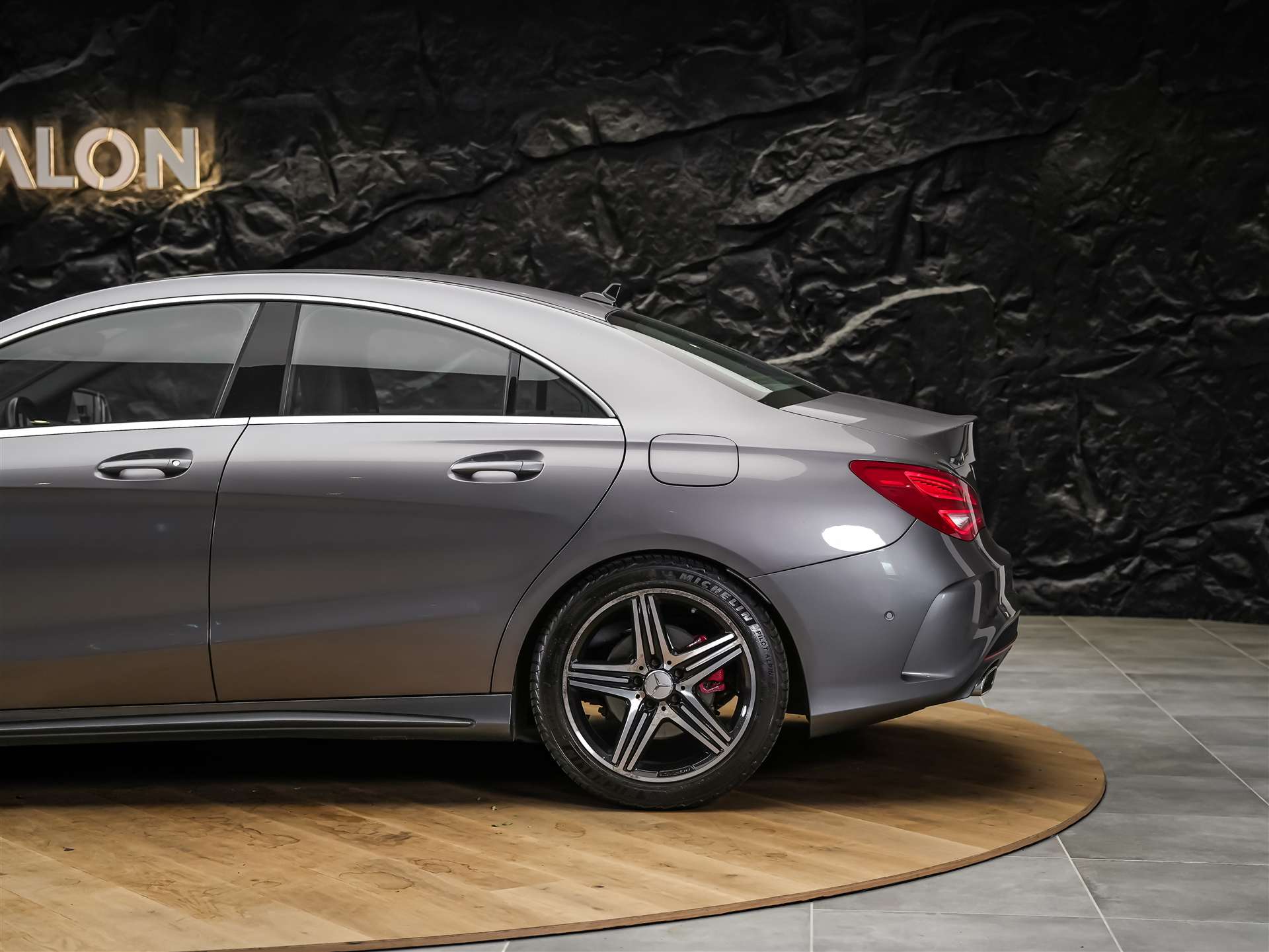 MERCEDES-BENZ CLA 250 Sport 7G-DCT 4Matic *CH Auto*Sitzheizung*Rückfahrkamera*-image-16