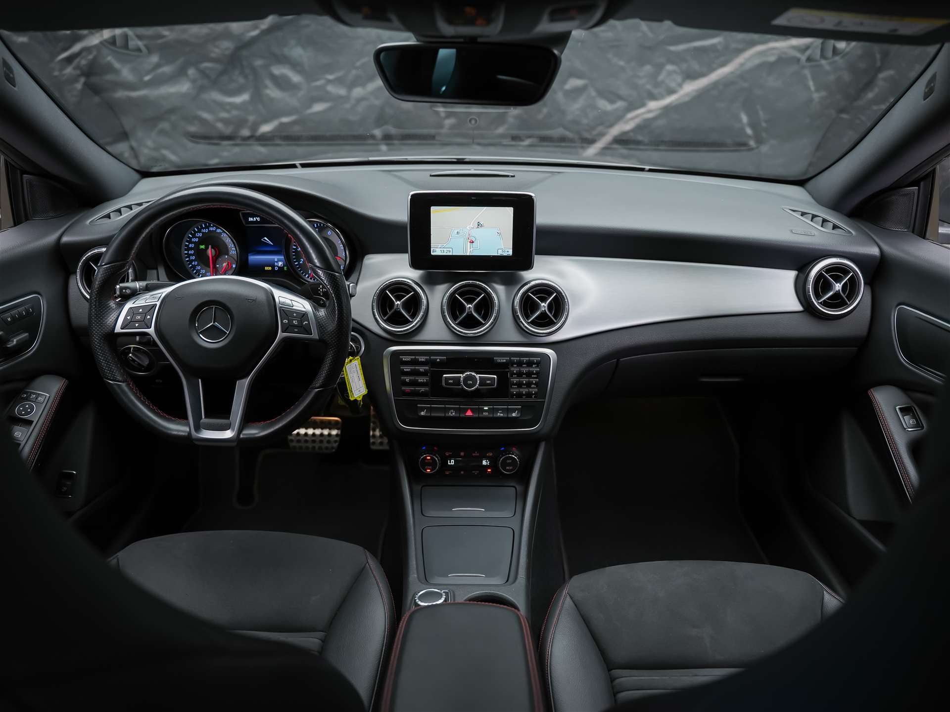 MERCEDES-BENZ CLA 250 Sport 7G-DCT 4Matic *CH Auto*Sitzheizung*Rückfahrkamera*-image-17