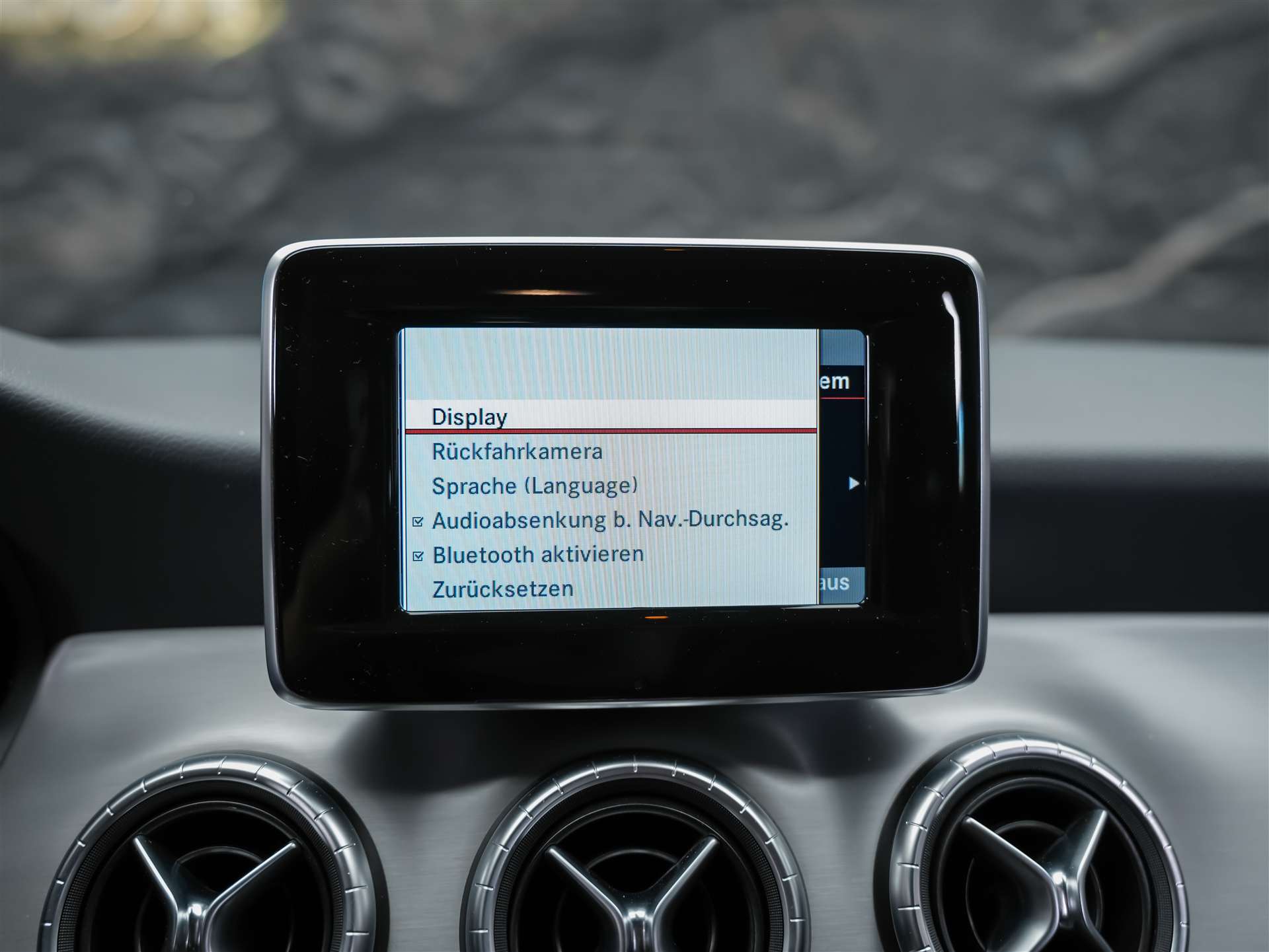 MERCEDES-BENZ CLA 250 Sport 7G-DCT 4Matic *CH Auto*Sitzheizung*Rückfahrkamera*-image-22
