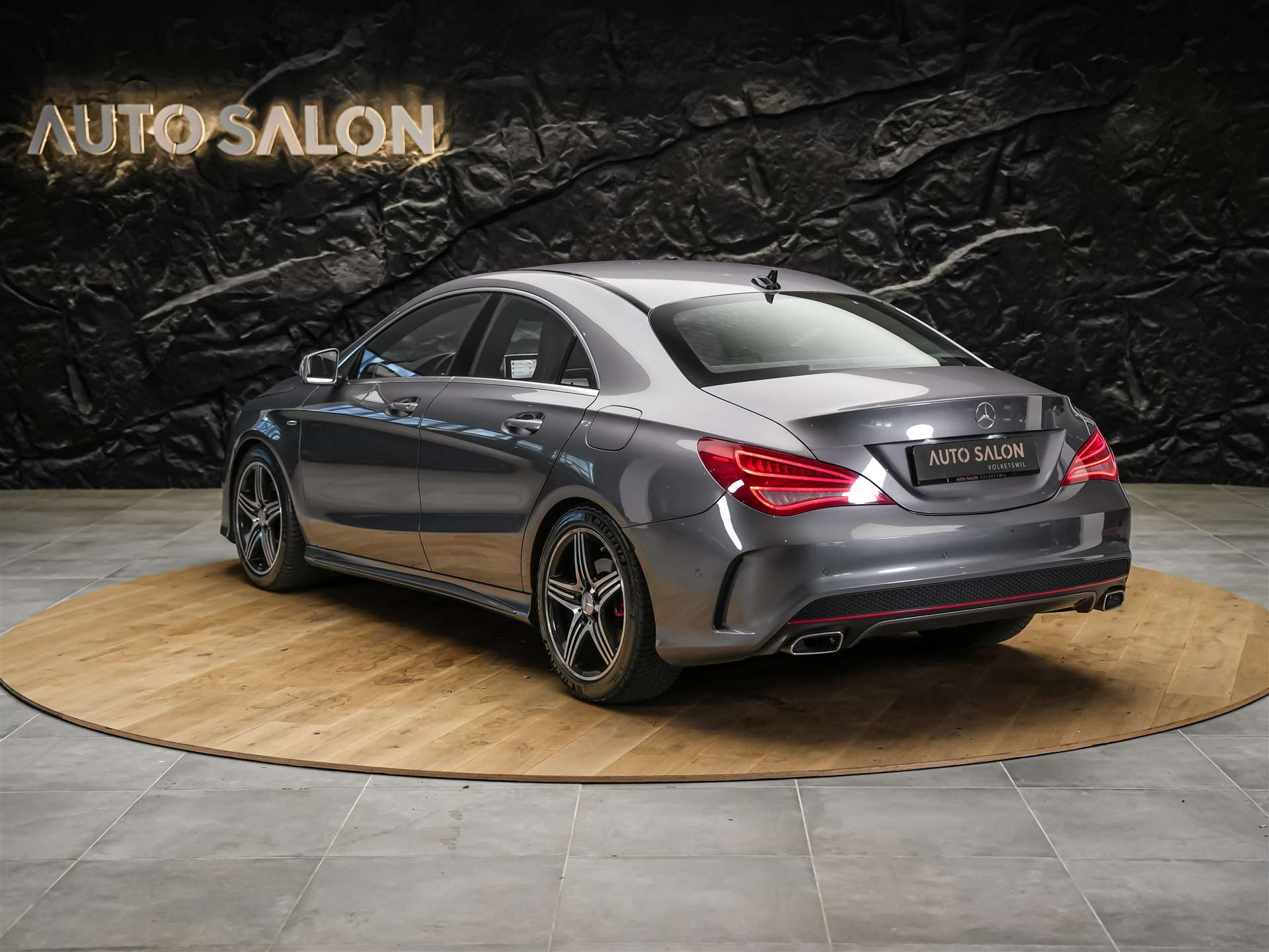 MERCEDES-BENZ CLA 250 Sport 7G-DCT 4Matic *CH Auto*Sitzheizung*Rückfahrkamera*-showroom-element-2