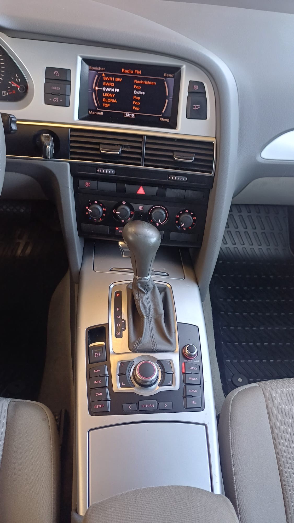 AUDI A6 Limousine 2.8 V6 FSI multitronic-image-12