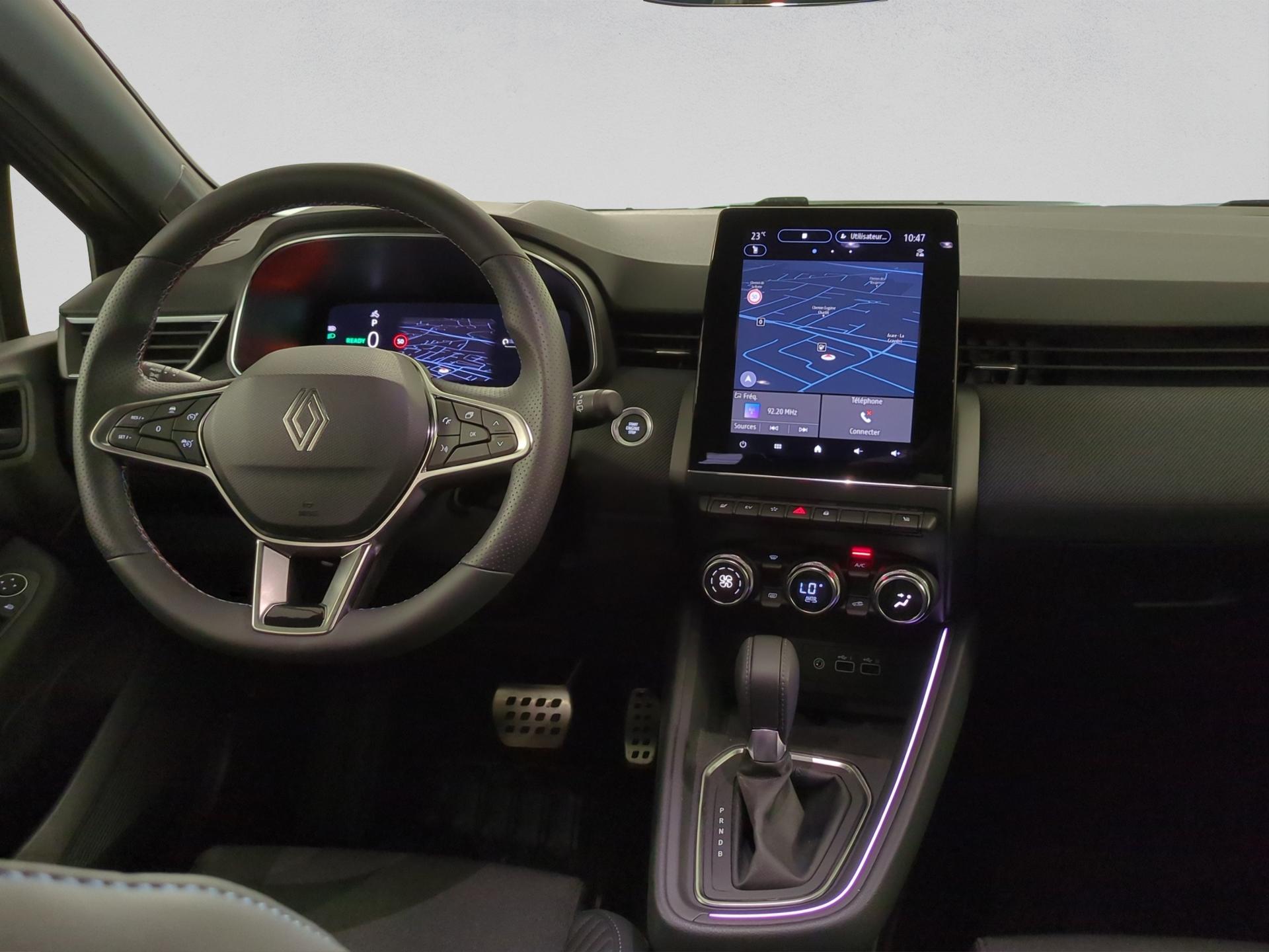 RENAULT Clio 1.6 E-Tech Esprit Alpine-image-13