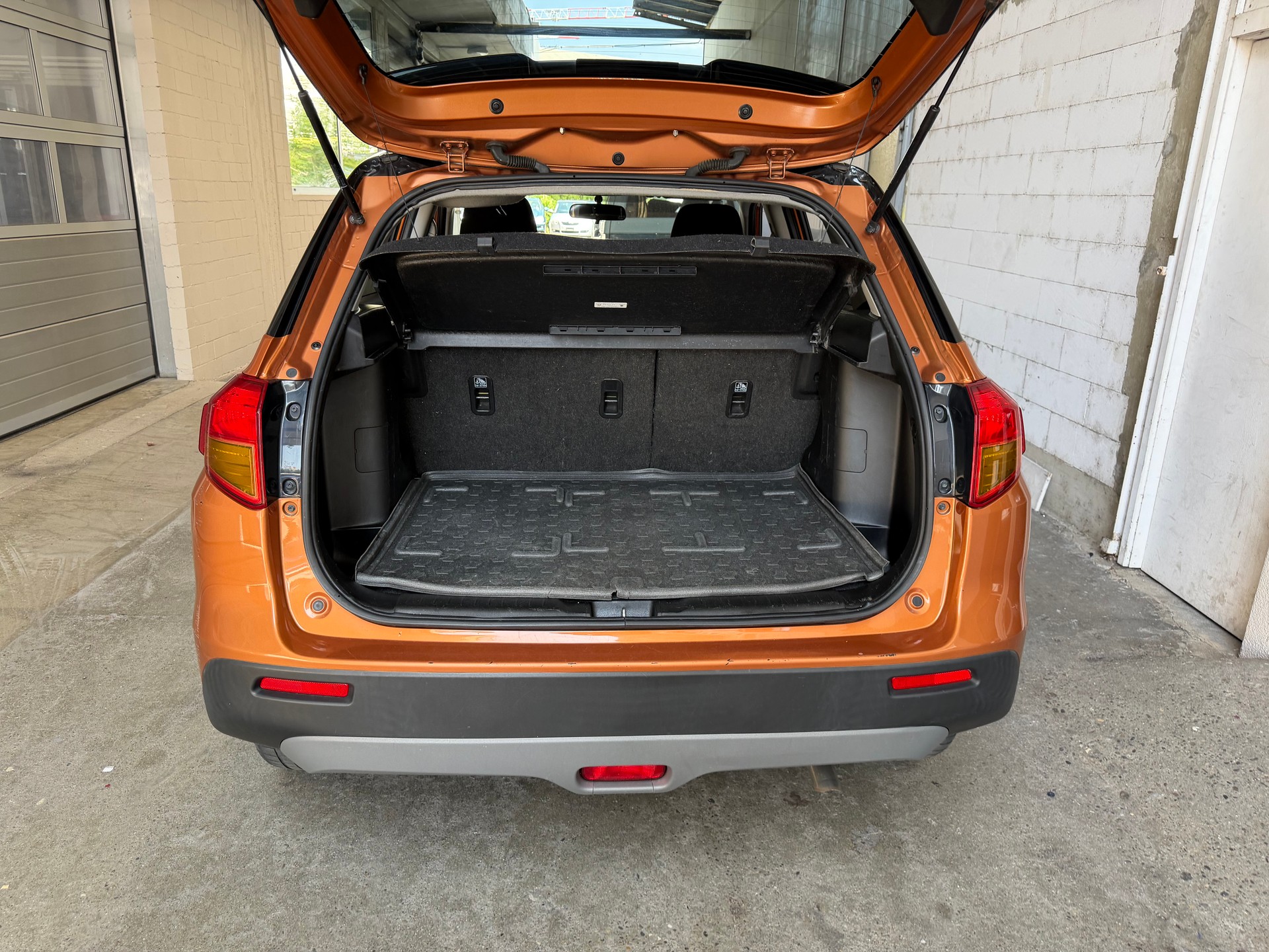 SUZUKI Vitara 1.6 TD Compact Top-image-7