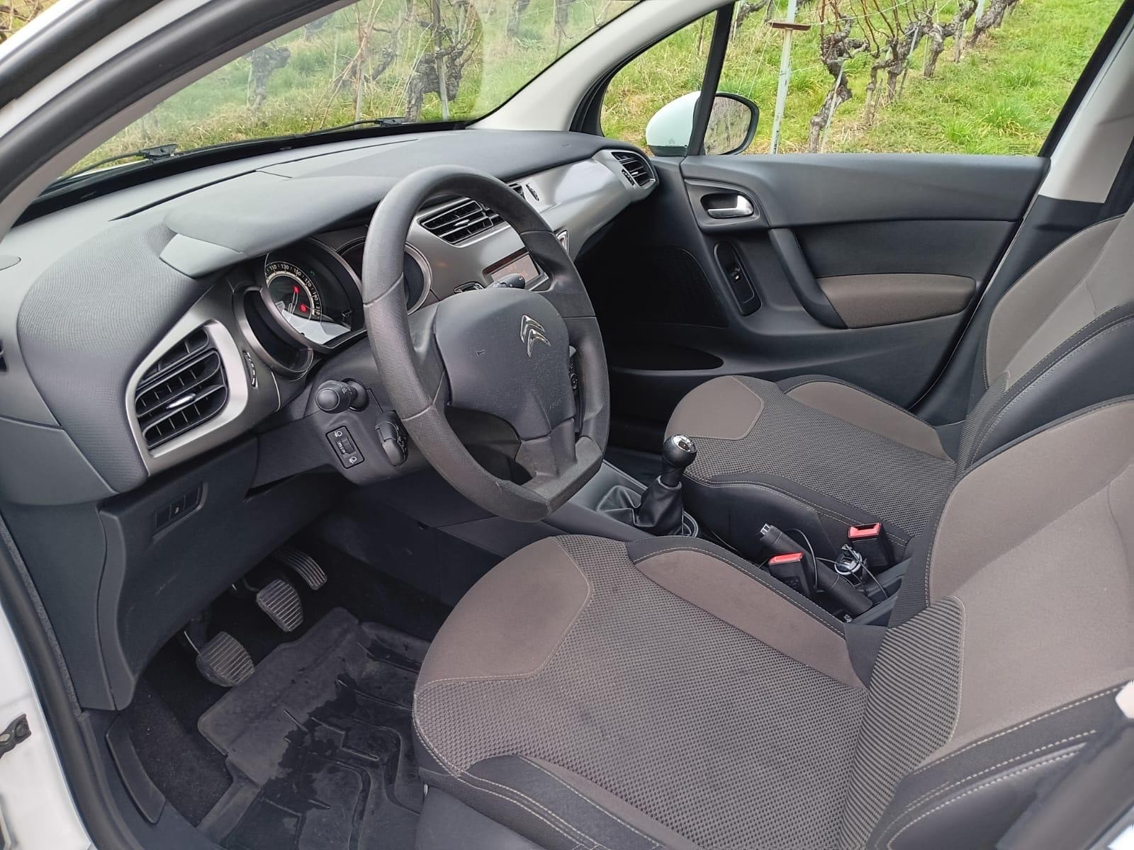 CITROEN C3 1.2i Sélection-image-5