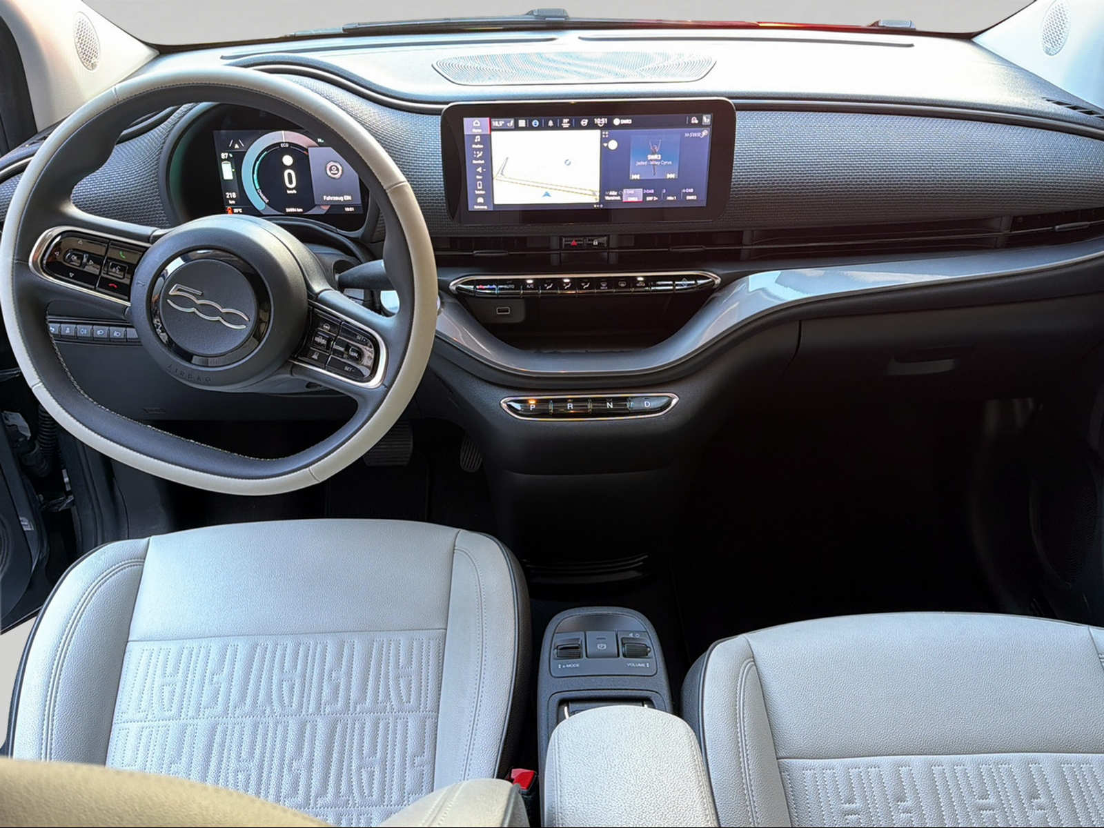 FIAT 500 C electric 87 kW La Prima By Bocelli Top-image-4