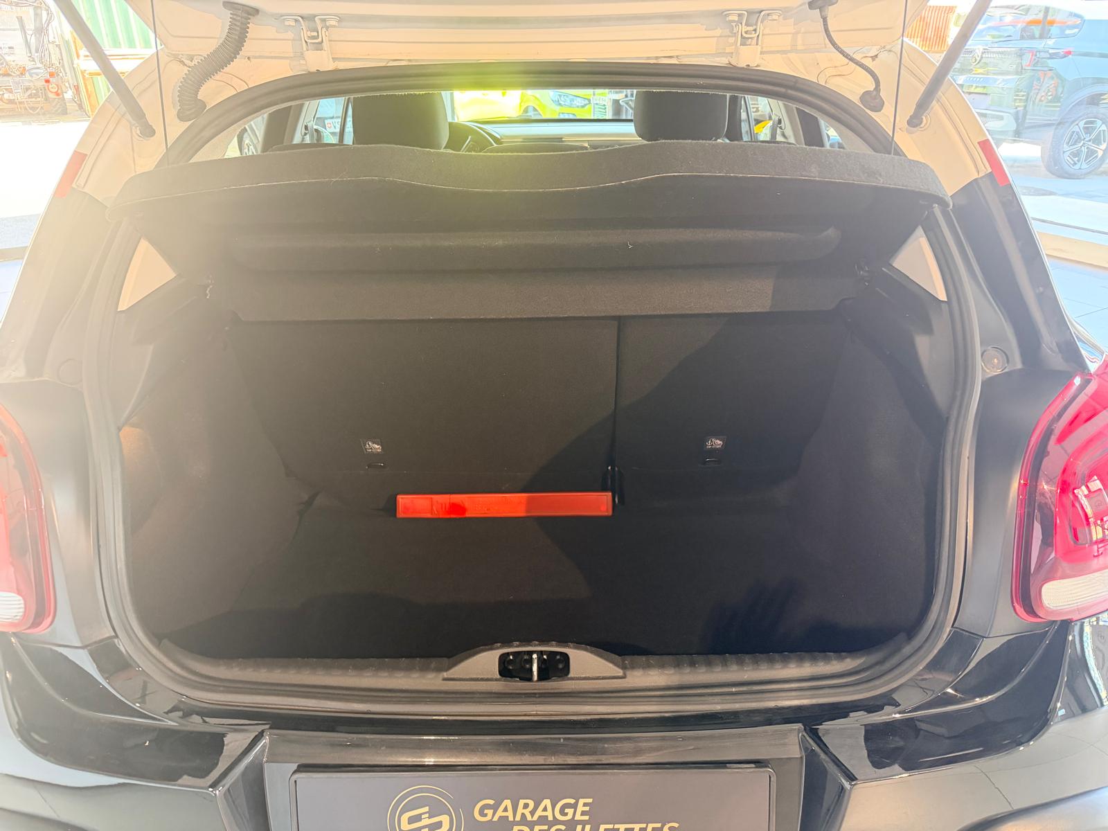 CITROEN C3 1.2i PureTech Shine EAT6-image-5