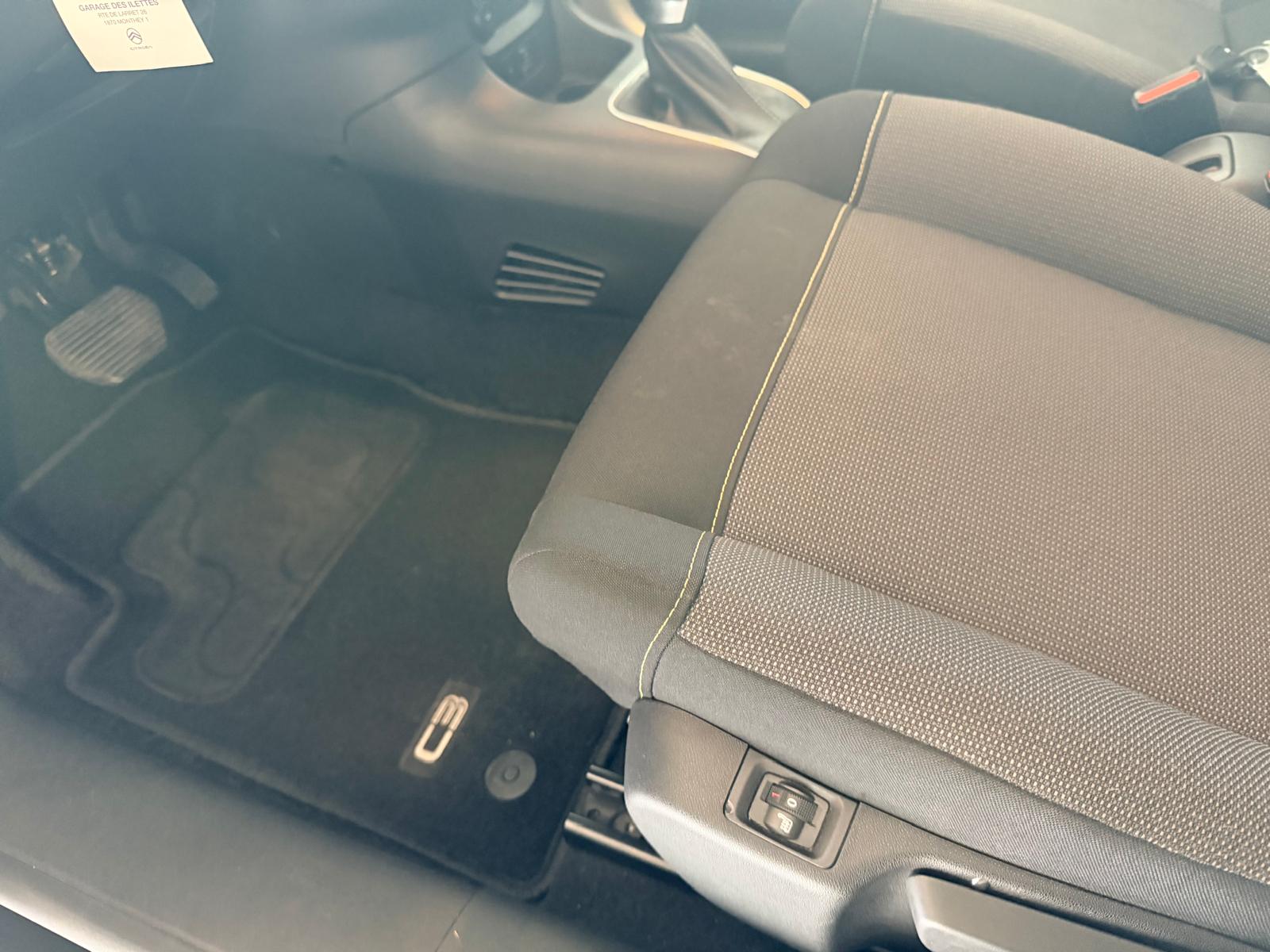CITROEN C3 1.2i PureTech Shine EAT6-image-8