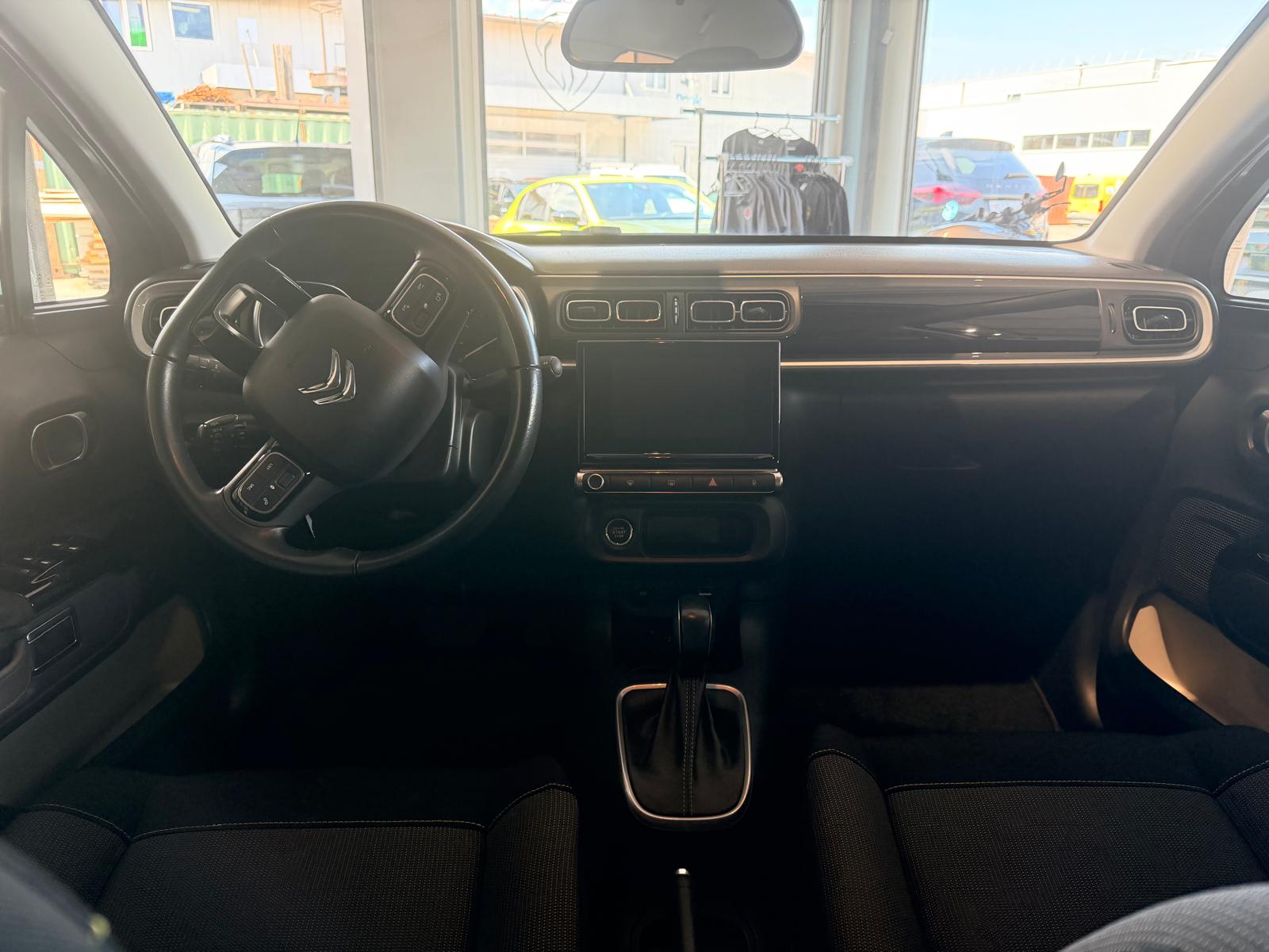 CITROEN C3 1.2i PureTech Shine EAT6-image-6