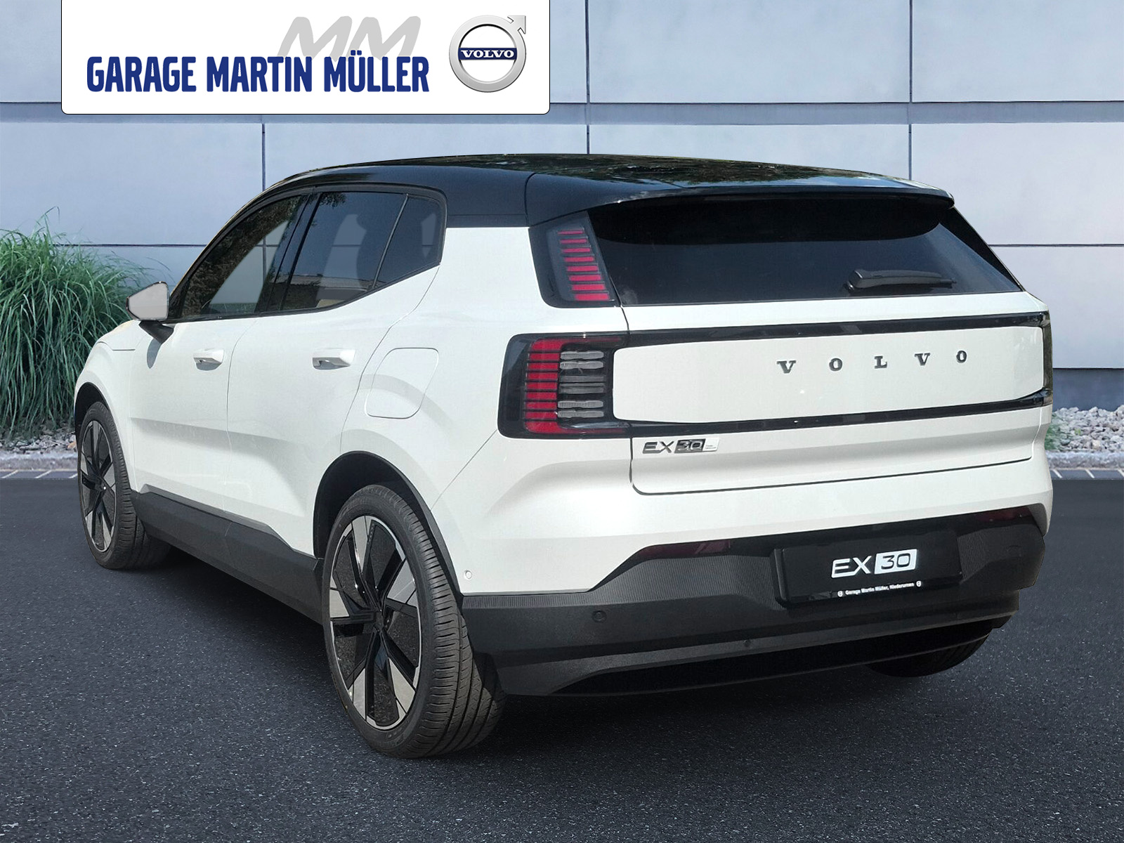 VOLVO EX 30 E60 Twin Ultra Performance AWD-image-2