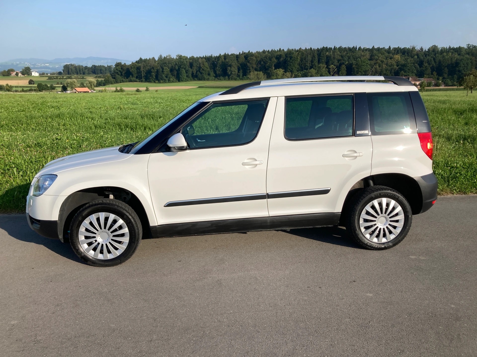 SKODA Yeti 2.0 TDI Active 4x4-image-4