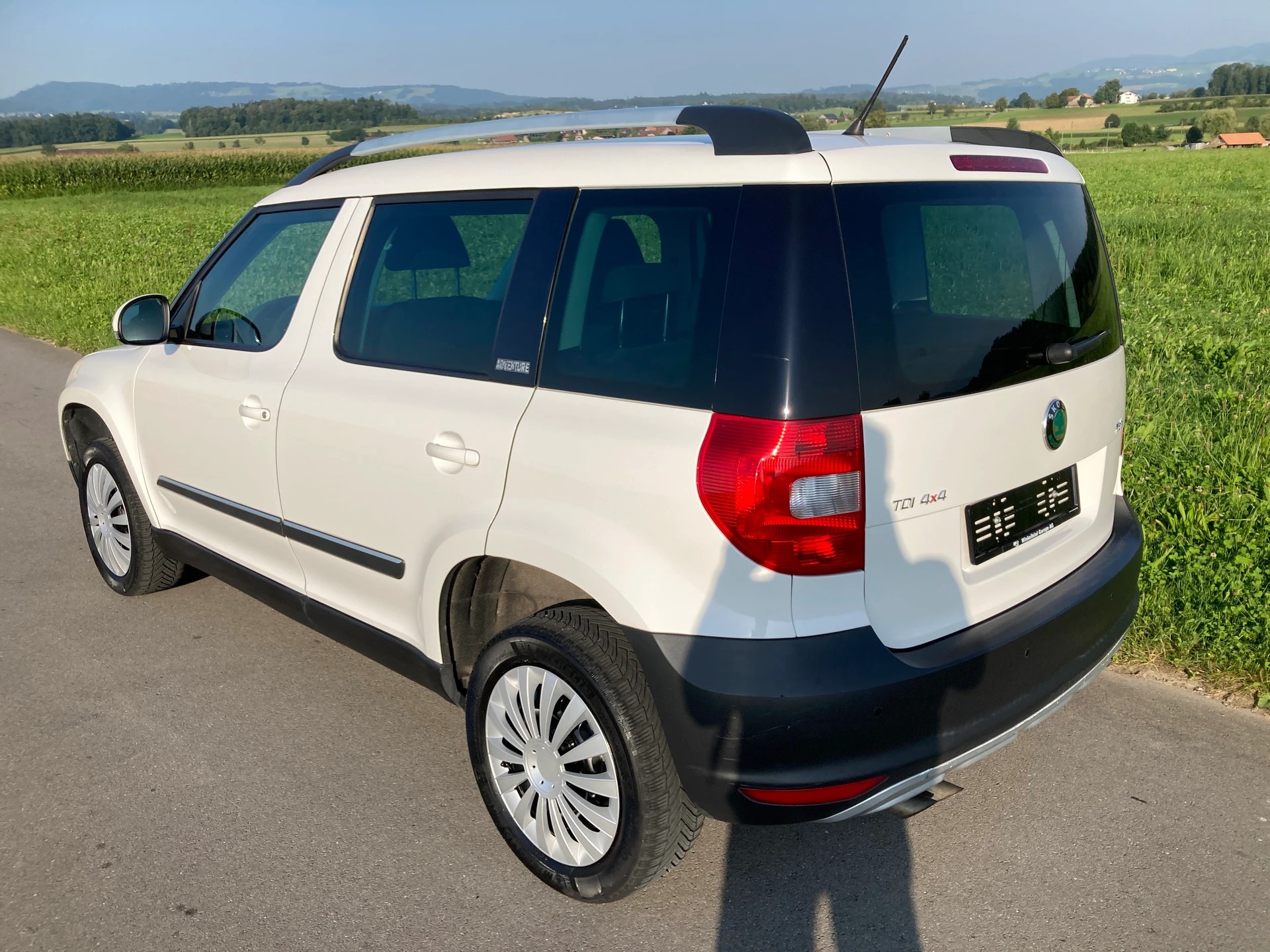 SKODA Yeti 2.0 TDI Active 4x4-image-3