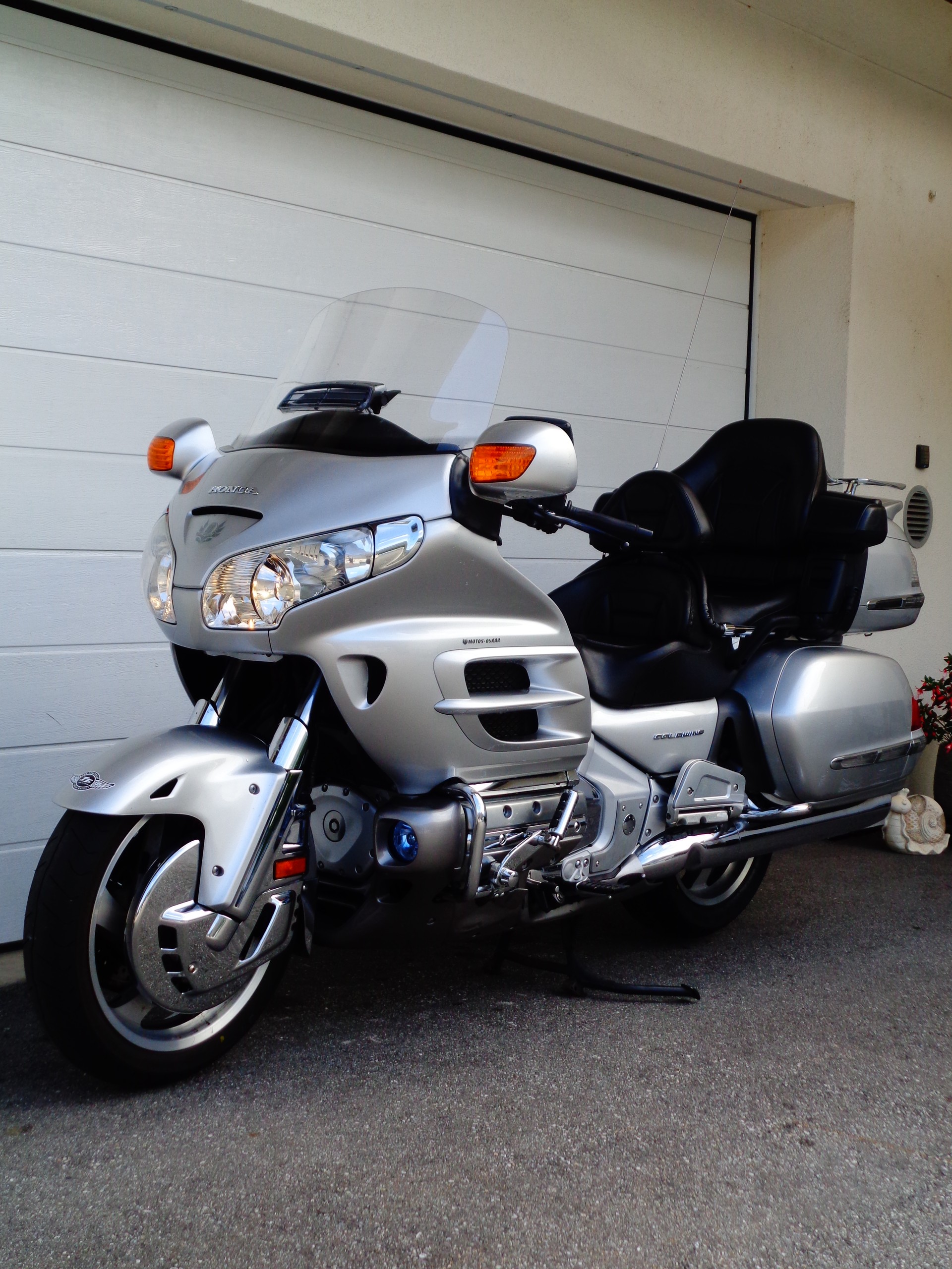 HONDA GL 1800 A Goldwing-image-8