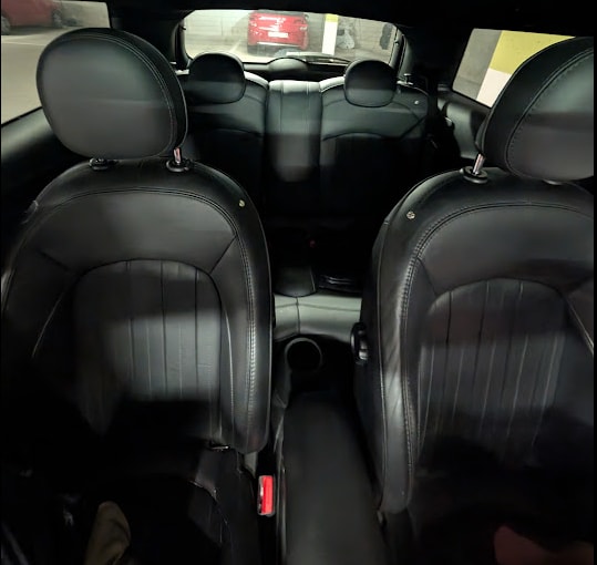 MINI Cooper S Trafalgar Edition-image-3