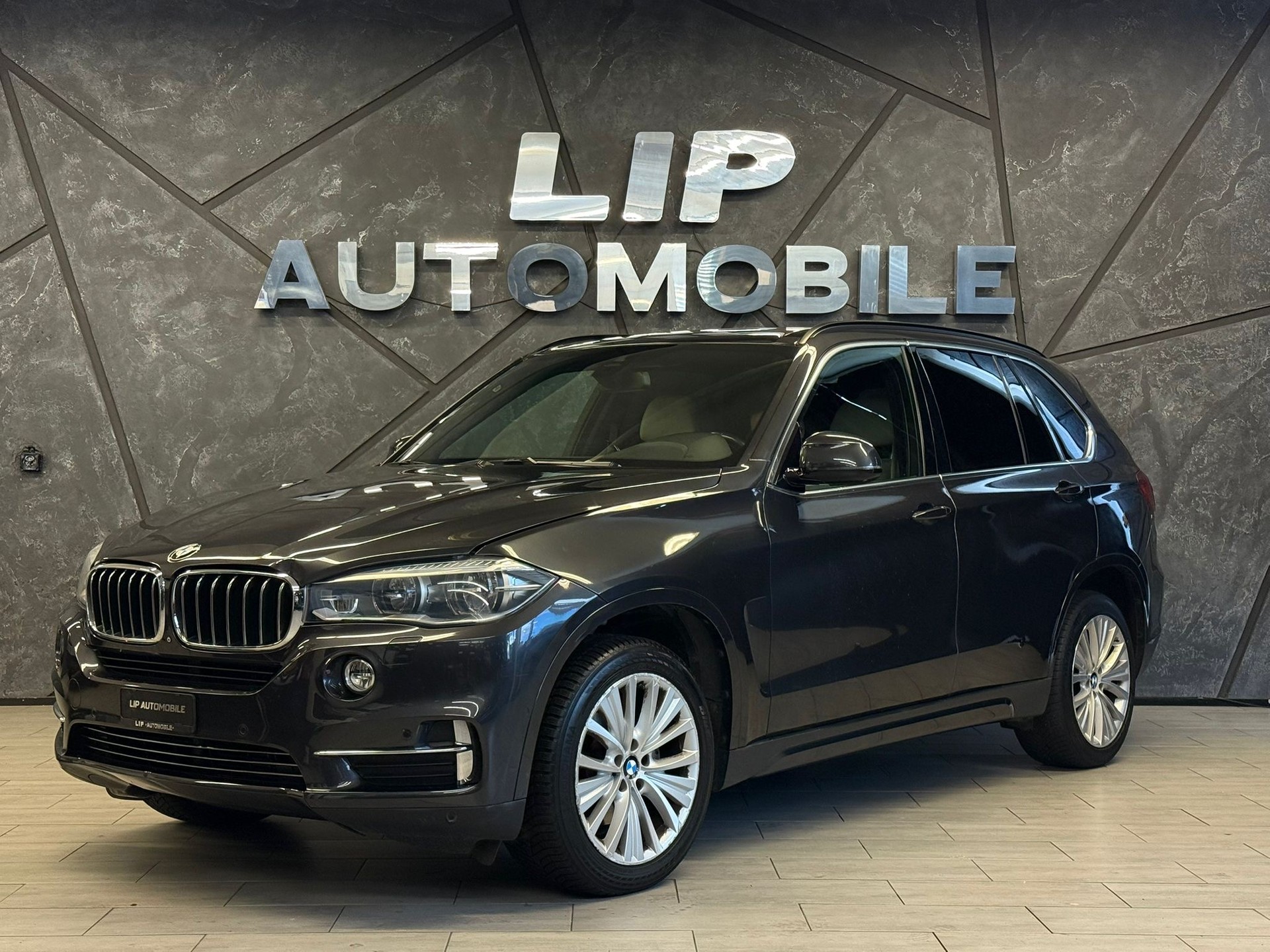 BMW X5 xDrive 30d Steptronic-image-0