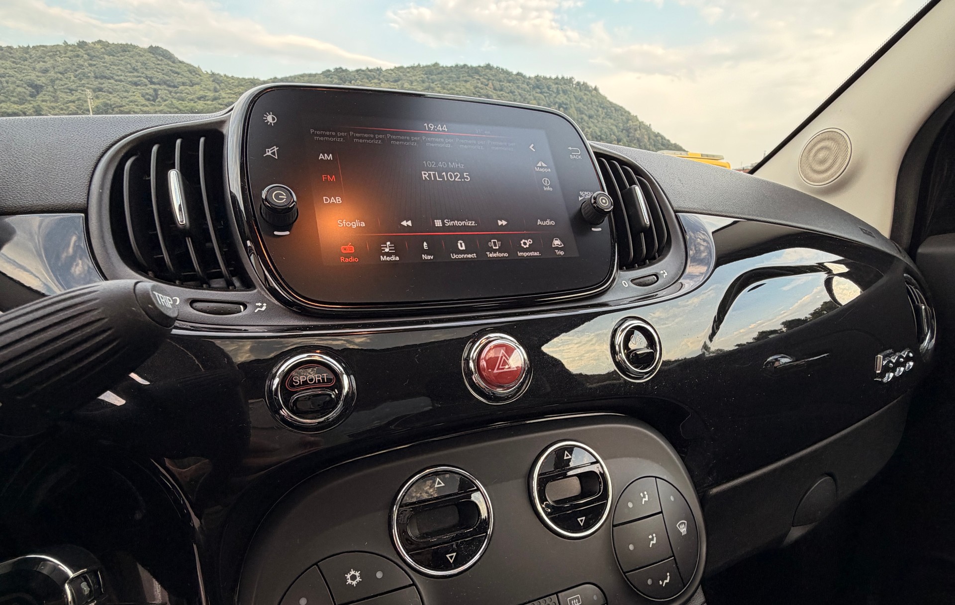 FIAT 500C 0.9 Twinair Turbo Lounge-image-11