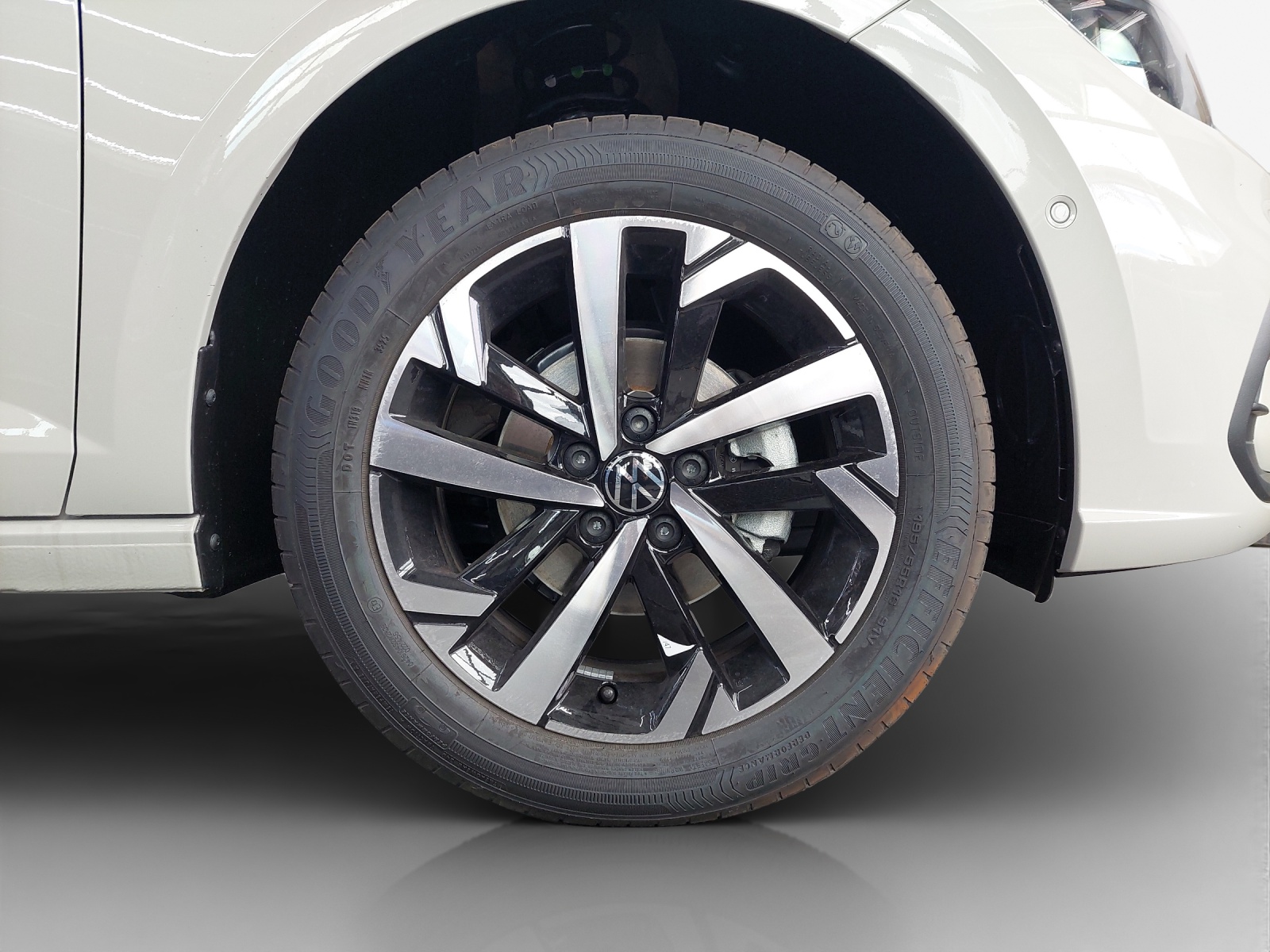 VW Polo 1.0 TSI Life DSG-image-14