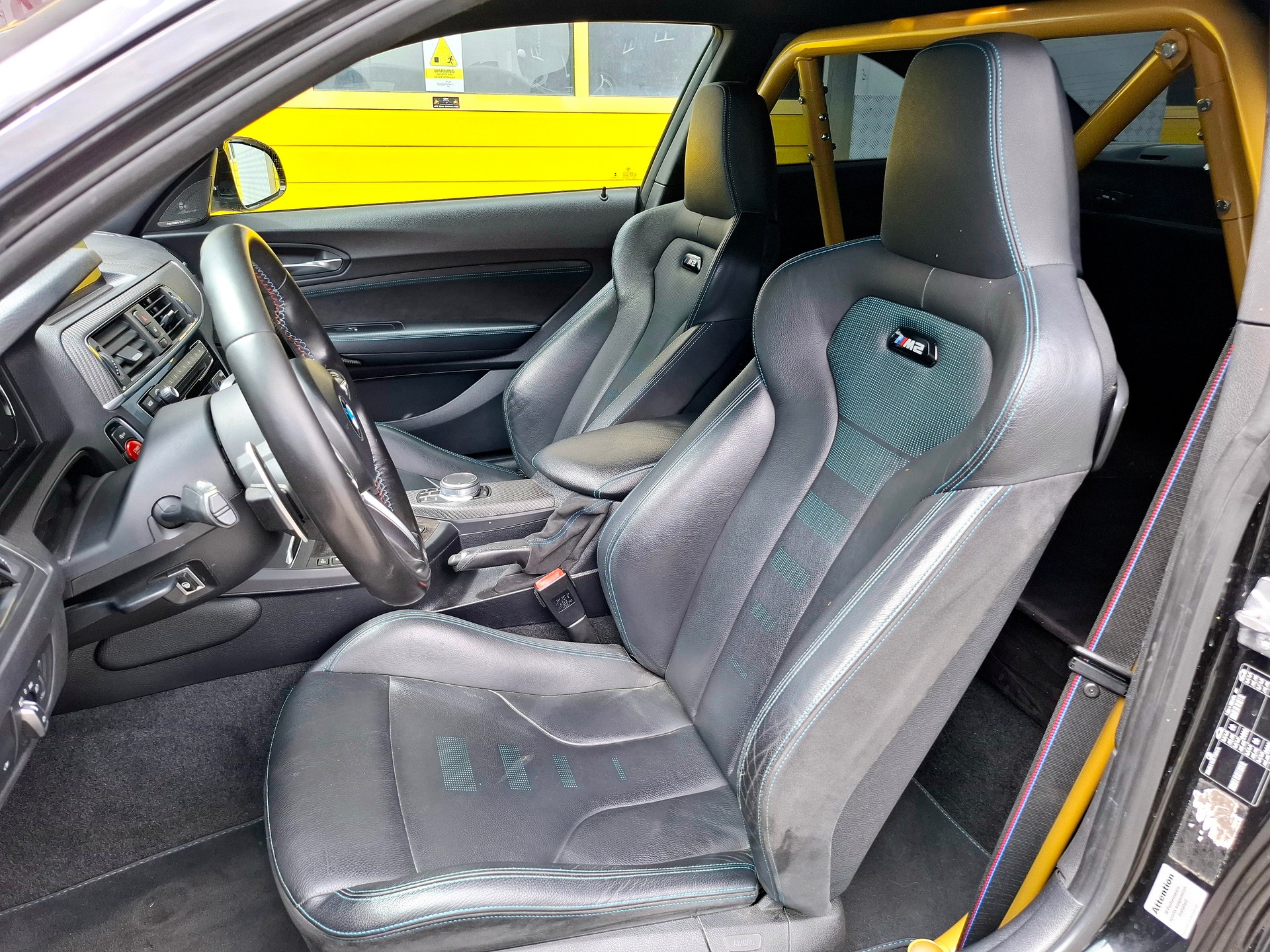 BMW M2 Competition Drivelogic-image-10